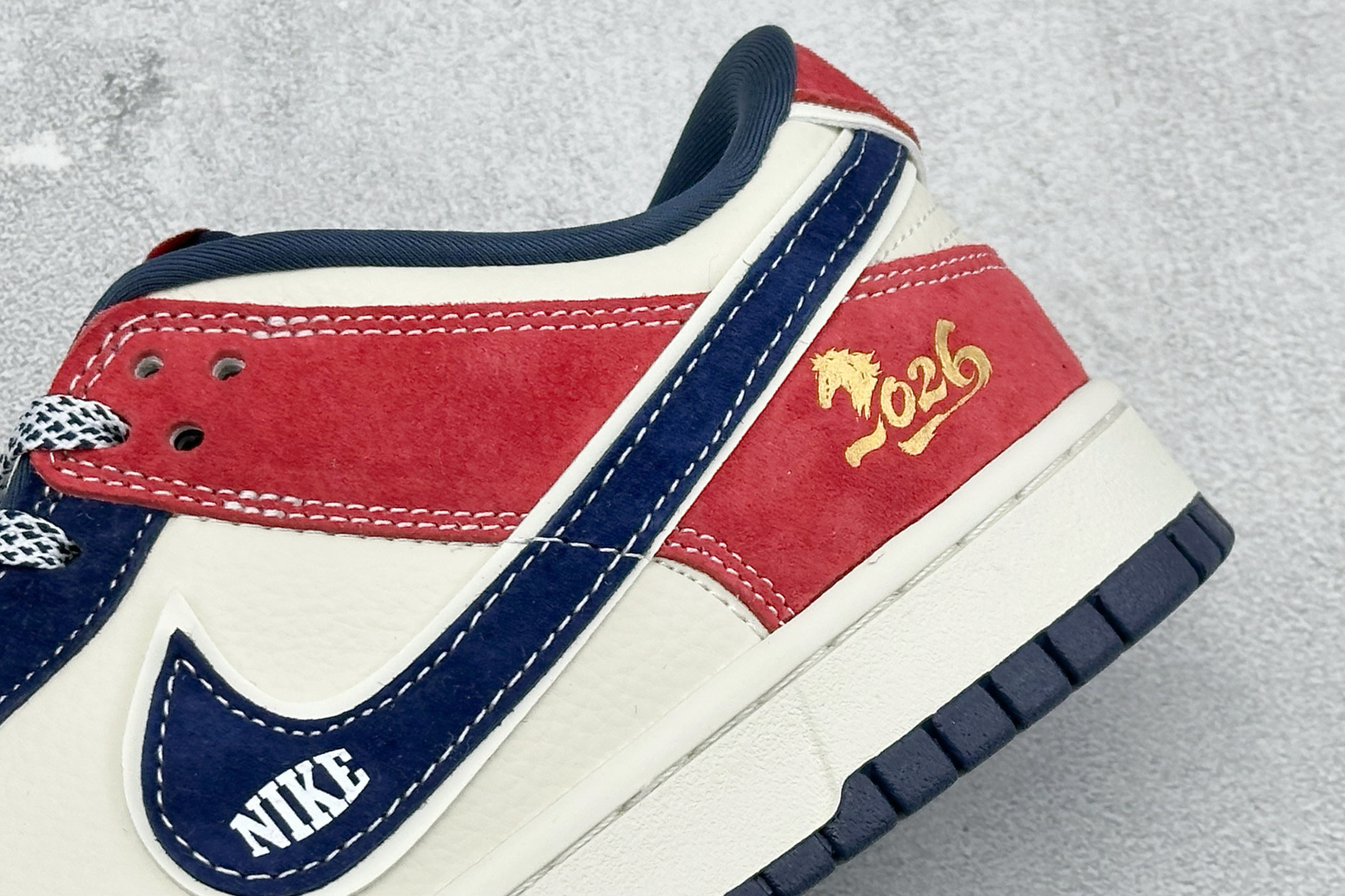 Nike Dunk Low Retro 马年限定 周年高端定制 低帮休闲板鞋 DN3168-028 Nike Dunk Low Retro 马年限定 周年高端定制 低帮休闲板鞋 DN3168-028
