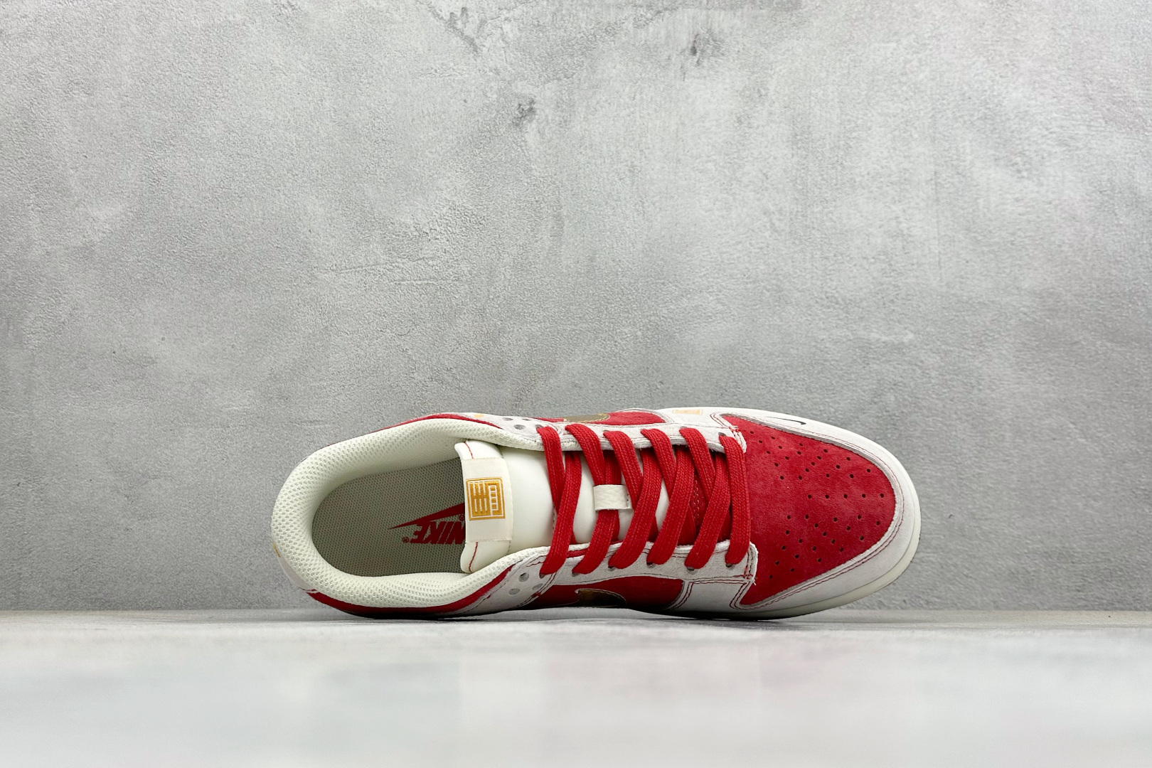 Nike Dunk Low Retro 2026 马年限定 周年高端定制 低帮休闲板鞋 DN3168-036-Top High Quatity Cheap Sneakers Fashion Clothing Clothes Bags handbags Shoes of all Brand wholesale With The best Quality And Beautiful Price from China Factory Chinese suppliers wholesaler seller Nike Dunk Low Retro 2026 马年限定 周年高端定制 低帮休闲板鞋 DN3168-036
