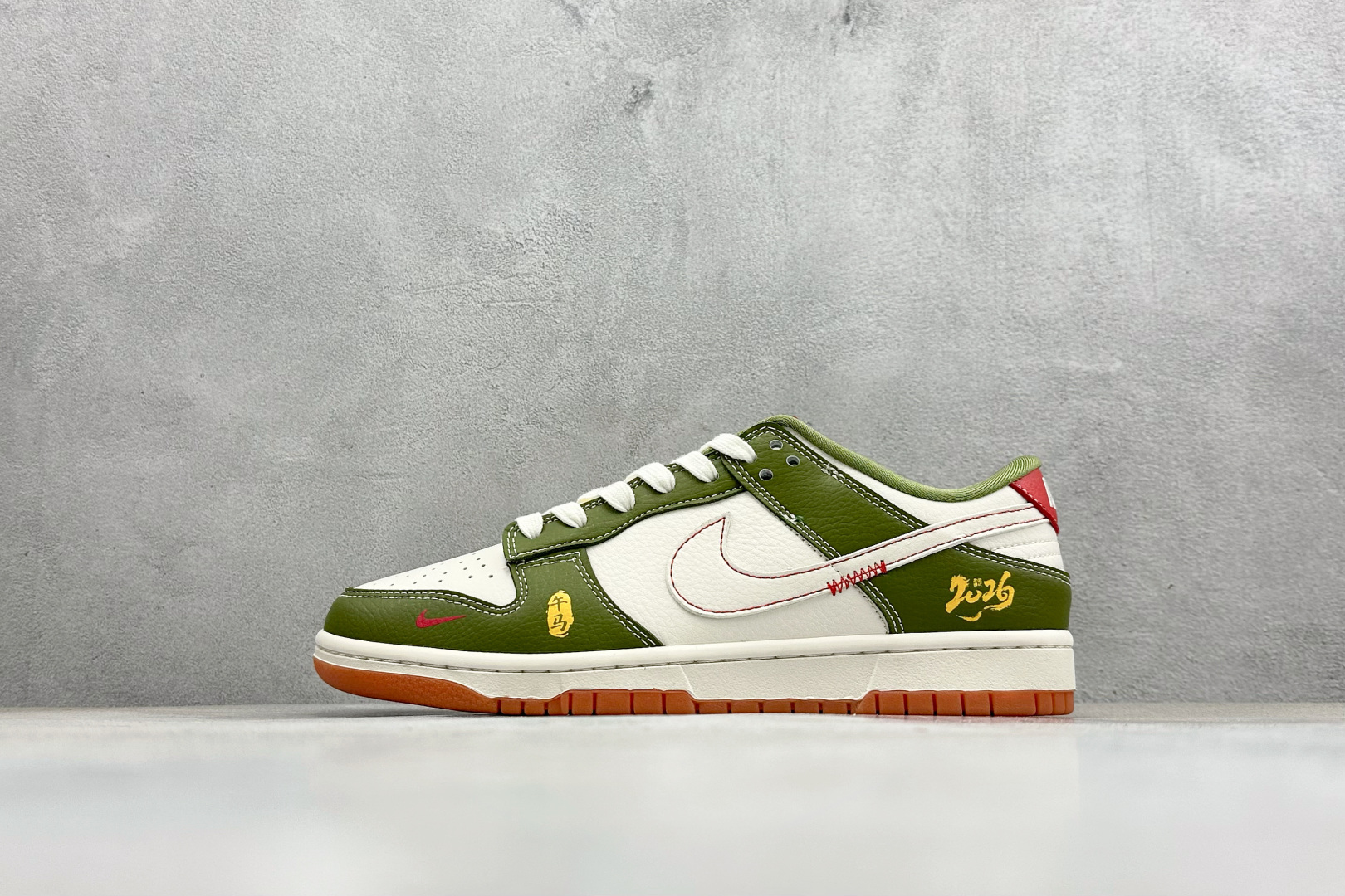 Nike Dunk Low Retro 2026 马年限定 周年高端定制 低帮休闲板鞋 QW5288-103 Nike Dunk Low Retro 2026 马年限定 周年高端定制 低帮休闲板鞋 QW5288-103