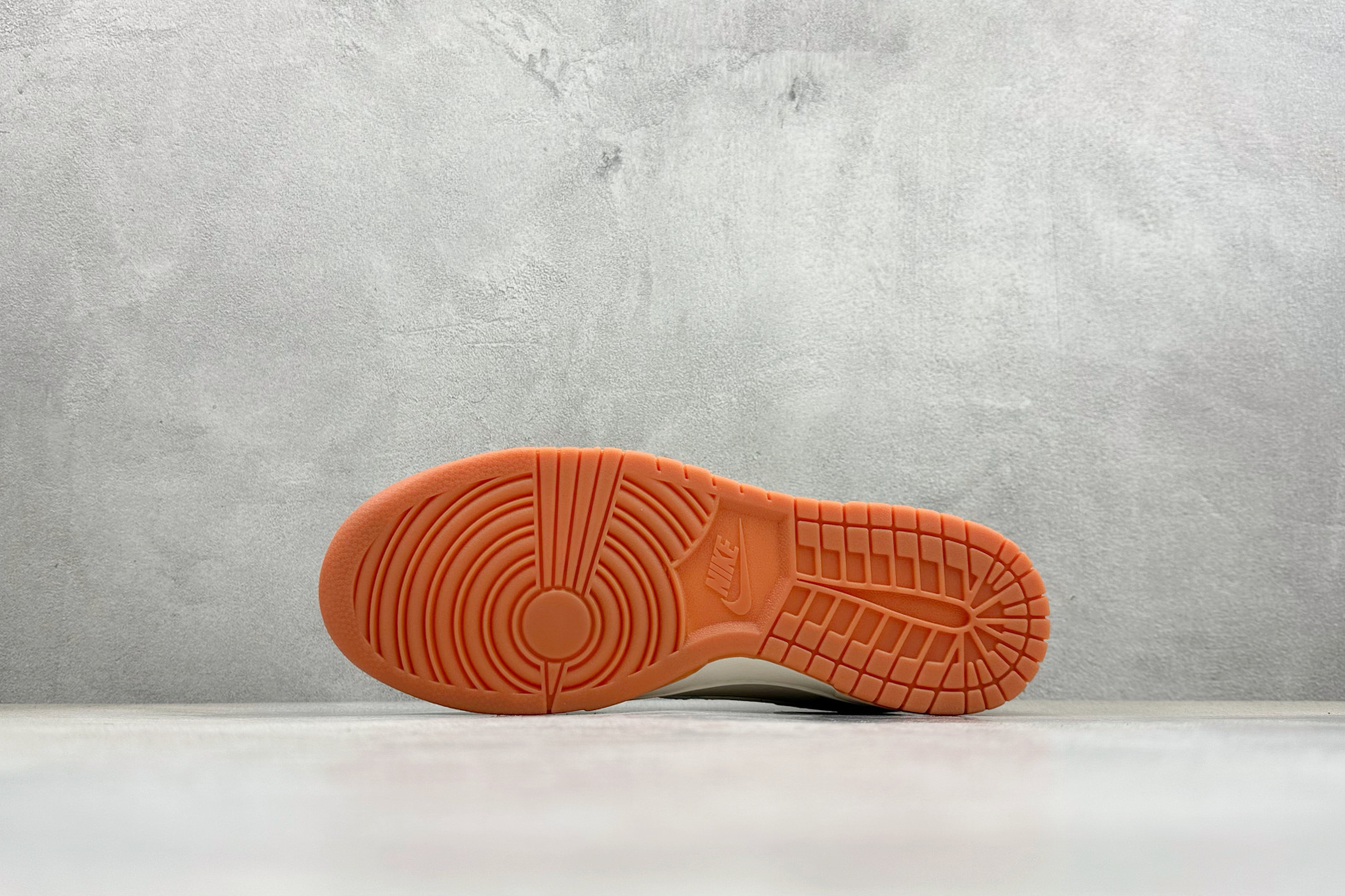 Nike Dunk Low Retro 2026 马年限定 周年高端定制 低帮休闲板鞋 QW5288-103 Nike Dunk Low Retro 2026 马年限定 周年高端定制 低帮休闲板鞋 QW5288-103