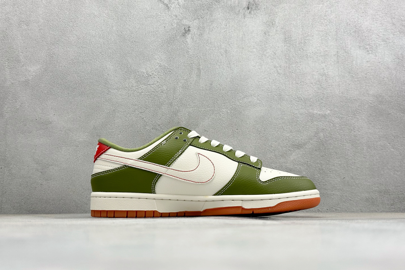 Nike Dunk Low Retro 2026 马年限定 周年高端定制 低帮休闲板鞋 QW5288-103 Nike Dunk Low Retro 2026 马年限定 周年高端定制 低帮休闲板鞋 QW5288-103