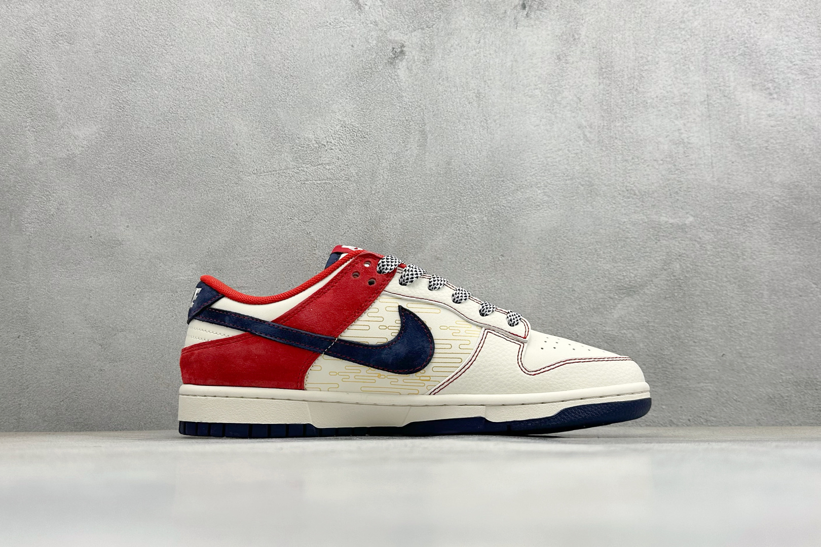 Nike Dunk Low Retro 马年限定 周年高端定制 低帮休闲板鞋 QW5288-112-Top High Quatity Cheap Sneakers Fashion Clothing Clothes Bags handbags Shoes of all Brand wholesale With The best Quality And Beautiful Price from China Factory Chinese suppliers wholesaler seller Nike Dunk Low Retro 马年限定 周年高端定制 低帮休闲板鞋 QW5288-112