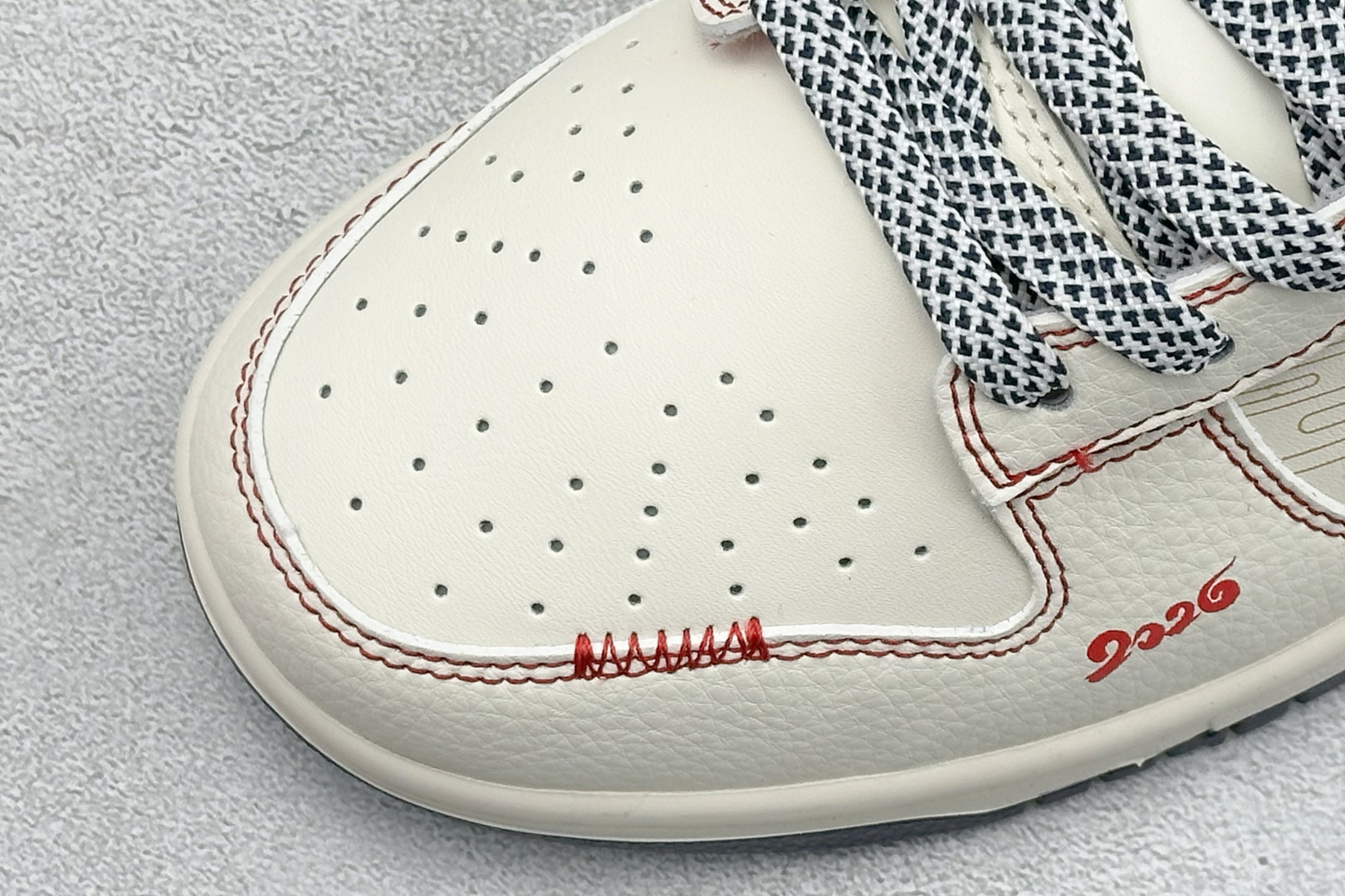 Nike Dunk Low Retro 马年限定 周年高端定制 低帮休闲板鞋 QW5288-112-Top High Quatity Cheap Sneakers Fashion Clothing Clothes Bags handbags Shoes of all Brand wholesale With The best Quality And Beautiful Price from China Factory Chinese suppliers wholesaler seller Nike Dunk Low Retro 马年限定 周年高端定制 低帮休闲板鞋 QW5288-112