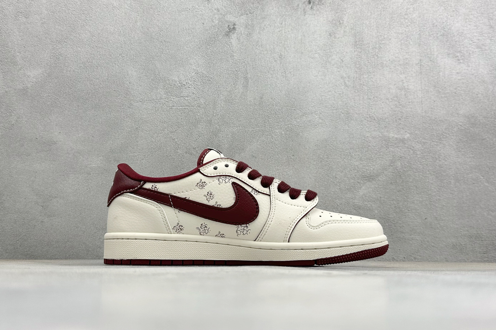 Air Jordan 1 Low AJ1 乔1 马年限定 2026 高端定制 低帮倒钩复古篮球鞋 CX5050-Y66