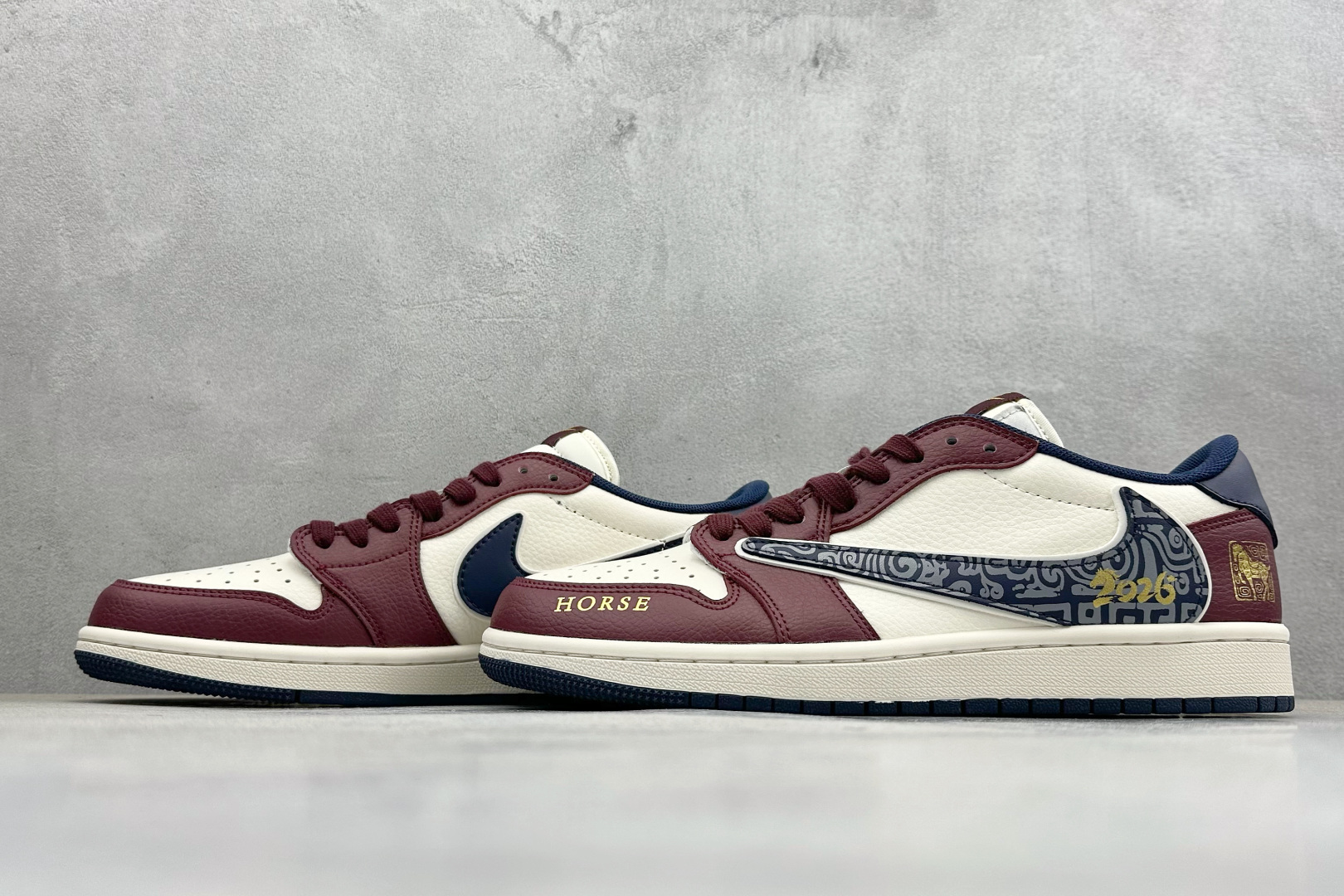 Air Jordan 1 Low AJ1 乔1 马年限定 2026 高端定制 低帮倒钩复古篮球鞋 JY6988-125 Air Jordan 1 Low AJ1 乔1 马年限定 2026 高端定制 低帮倒钩复古篮球鞋 JY6988-125