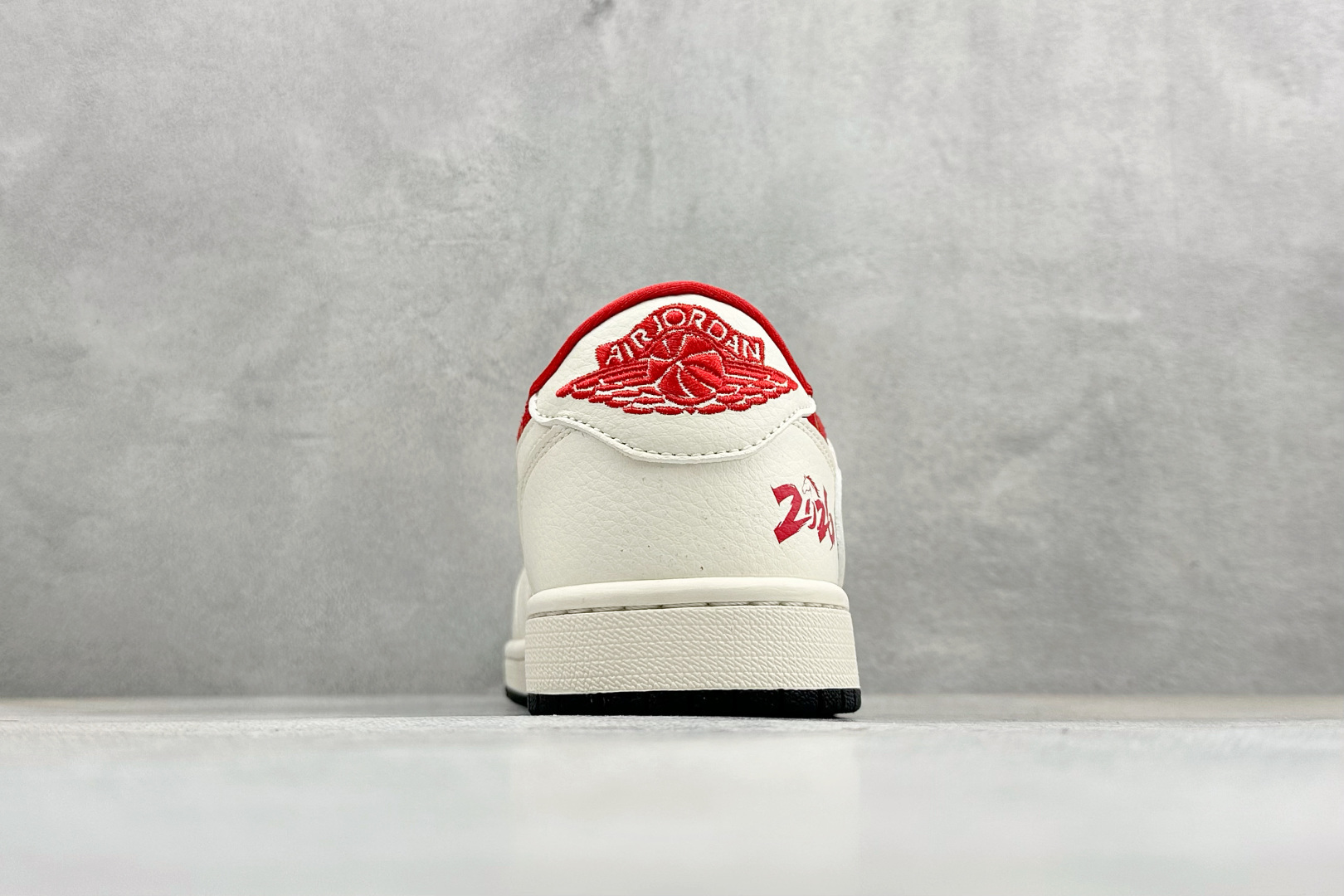 Air Jordan 1 Low AJ1 乔1 马年限定 2026 高端定制 低帮倒钩复古篮球鞋 FC1688-252