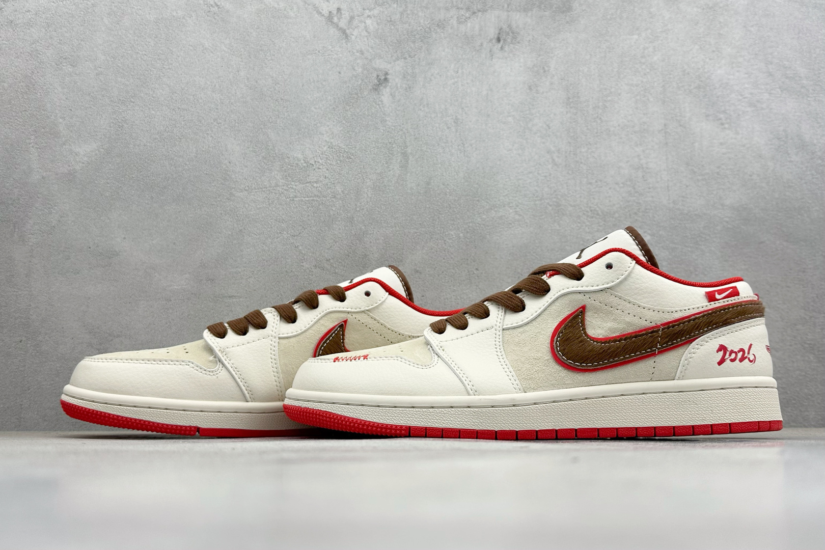 Air Jordan 1 Low AJ1 乔1 马年限定 2026 高端定制 低帮复古篮球鞋 XT6998-117-Top High Quatity Cheap Sneakers Fashion Clothing Clothes Bags handbags Shoes of all Brand wholesale With The best Quality And Beautiful Price from China Factory Chinese suppliers wholesaler seller Air Jordan 1 Low AJ1 乔1 马年限定 2026 高端定制 低帮复古篮球鞋 XT6998-117