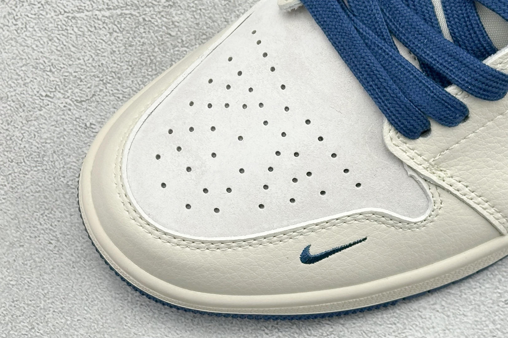 260 Air Jordan 1 Low AJ1 乔1 马年限定 2026 高端定制 低帮复古篮球鞋 XT6998-132
