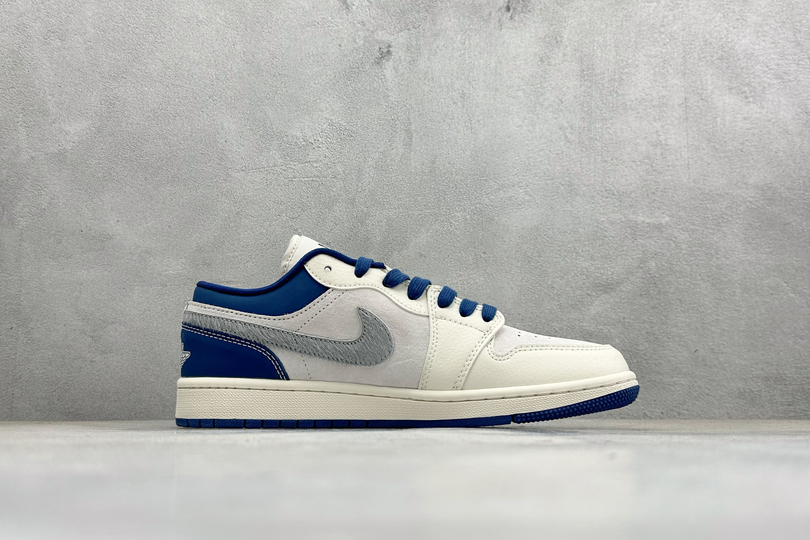 260 Air Jordan 1 Low AJ1 乔1 马年限定 2026 高端定制 低帮复古篮球鞋 XT6998-132