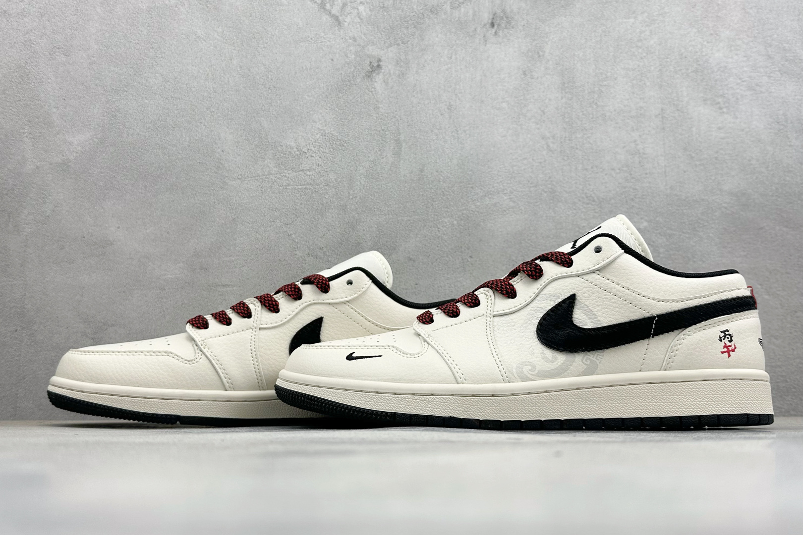 Air Jordan 1 Low AJ1 乔1 马年限定 高端定制 低帮复古篮球鞋 XT6998-138