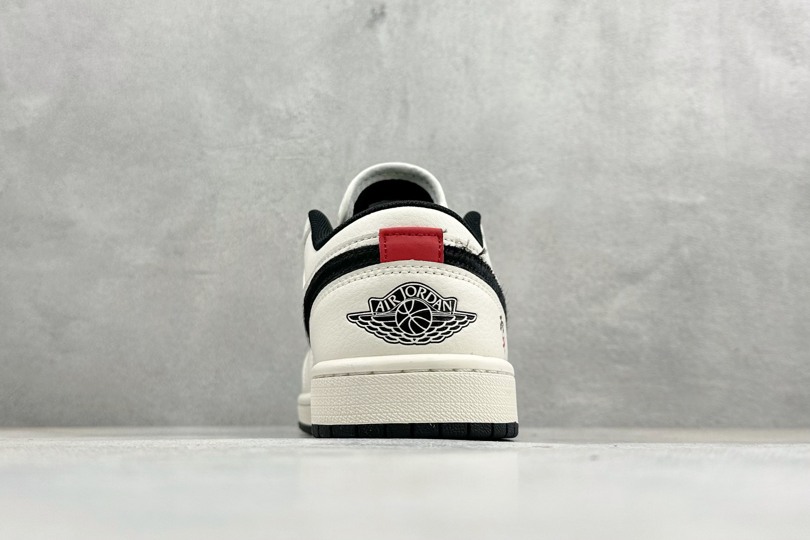 Air Jordan 1 Low AJ1 乔1 马年限定 高端定制 低帮复古篮球鞋 XT6998-138