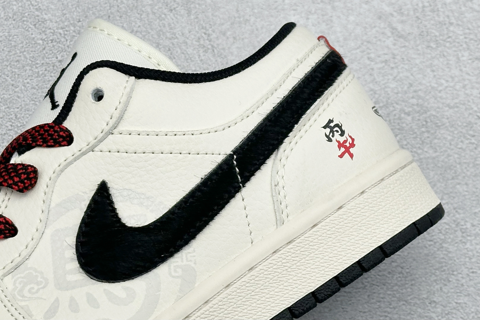 Air Jordan 1 Low AJ1 乔1 马年限定 高端定制 低帮复古篮球鞋 XT6998-138
