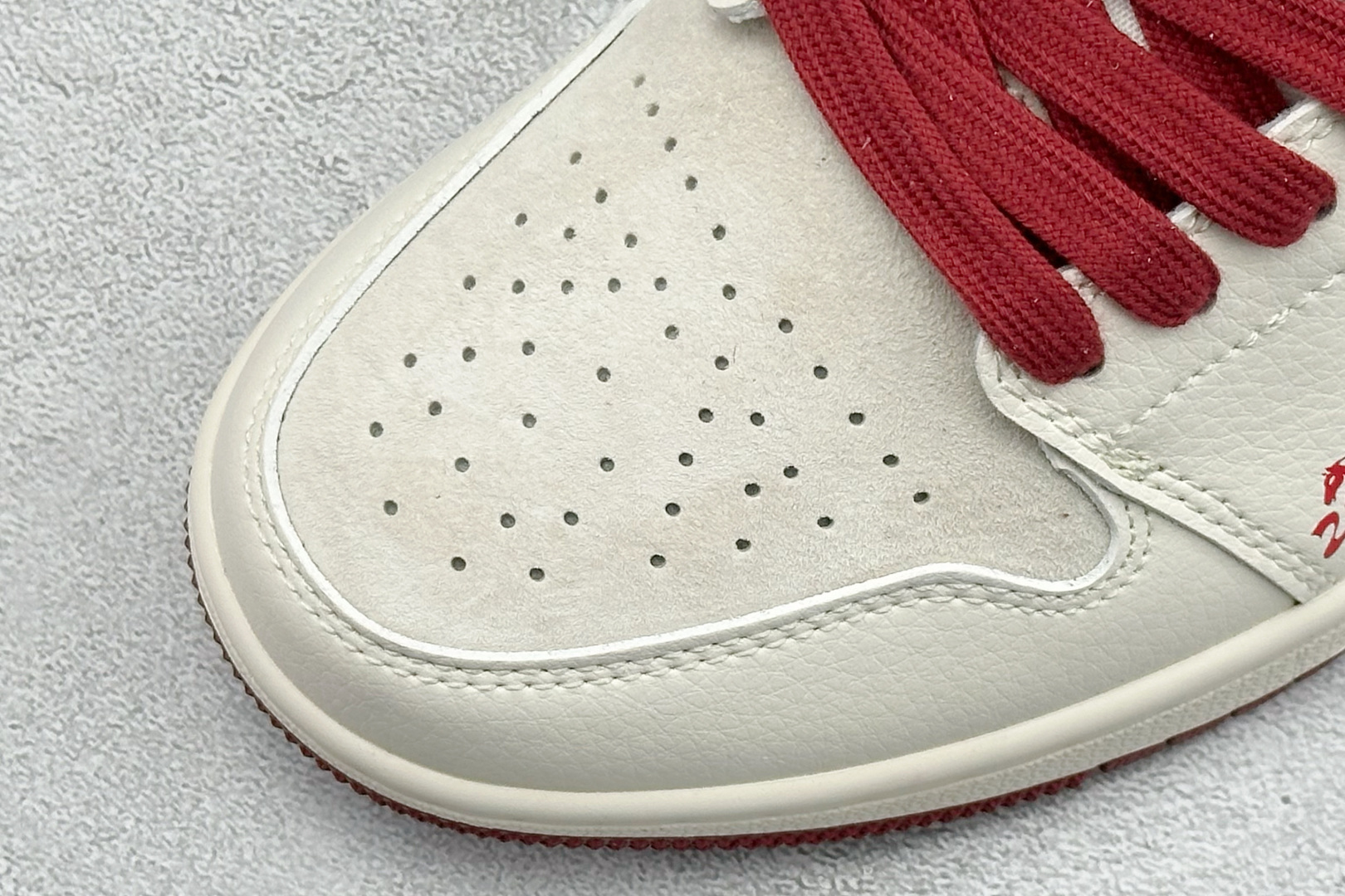 Air Jordan 1 Low AJ1 乔1 2026 马年限定 高端定制 低帮复古篮球鞋 XT6998-131-Top High Quatity Cheap Sneakers Fashion Clothing Clothes Bags handbags Shoes of all Brand wholesale With The best Quality And Beautiful Price from China Factory Chinese suppliers wholesaler seller Air Jordan 1 Low AJ1 乔1 2026 马年限定 高端定制 低帮复古篮球鞋 XT6998-131