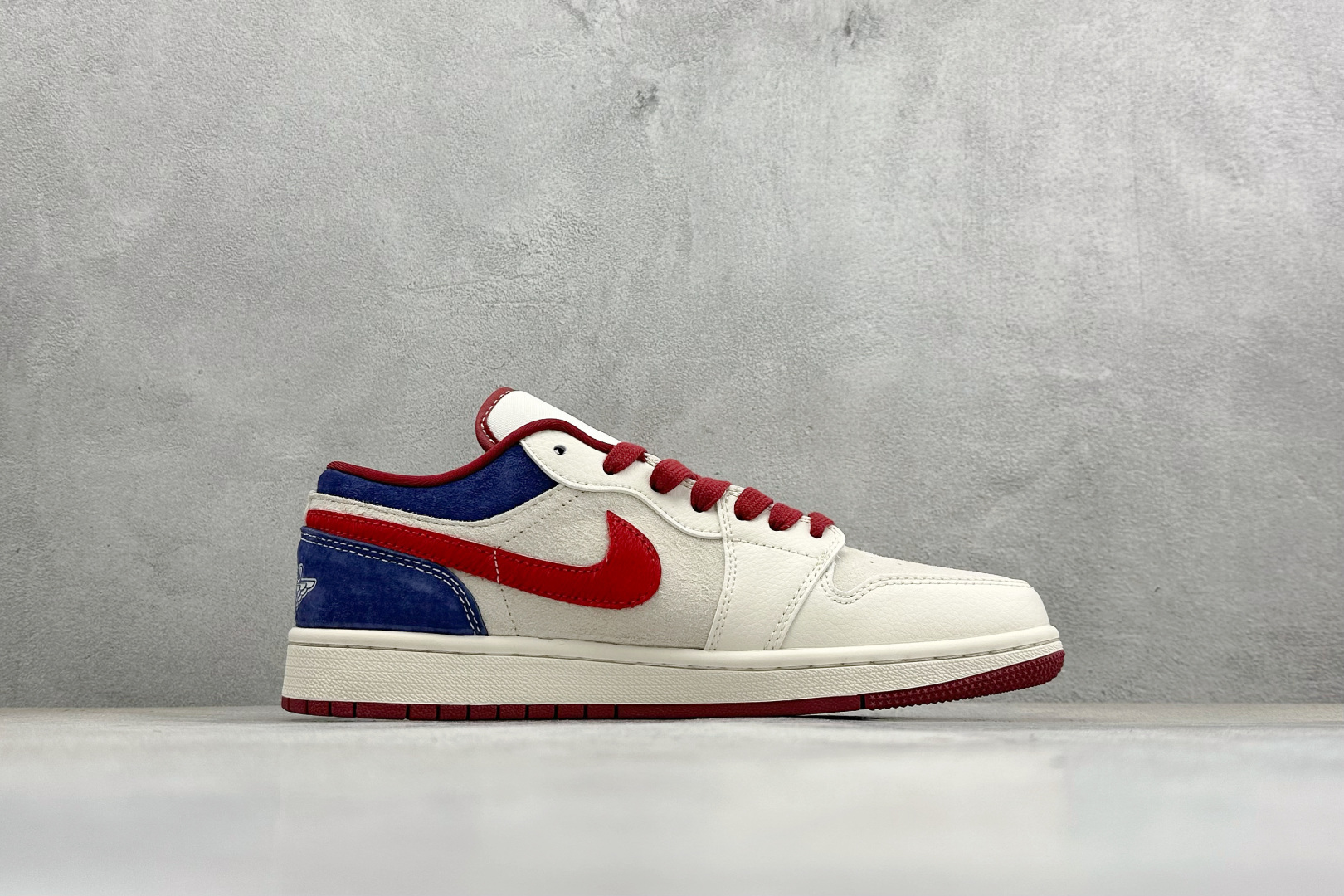 Air Jordan 1 Low AJ1 乔1 2026 马年限定 高端定制 低帮复古篮球鞋 XT6998-131-Top High Quatity Cheap Sneakers Fashion Clothing Clothes Bags handbags Shoes of all Brand wholesale With The best Quality And Beautiful Price from China Factory Chinese suppliers wholesaler seller Air Jordan 1 Low AJ1 乔1 2026 马年限定 高端定制 低帮复古篮球鞋 XT6998-131