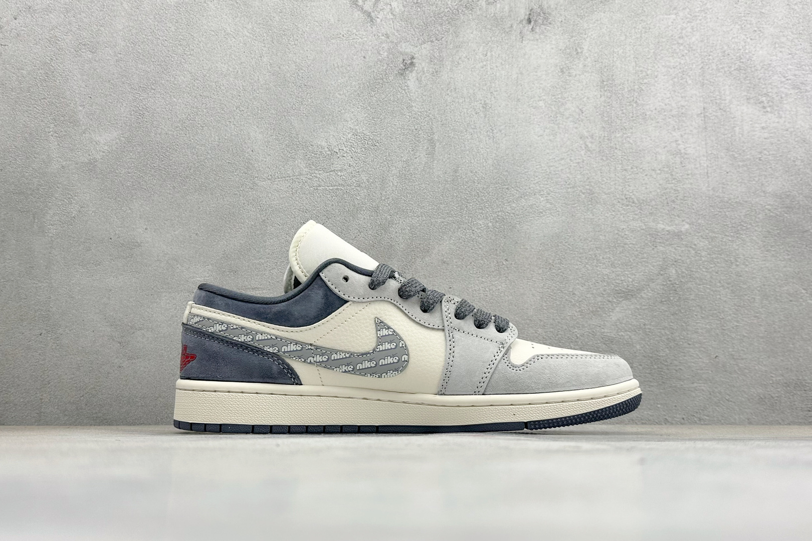 260 Air Jordan 1 Low AJ1 乔1 马年限定 高端定制 低帮复古篮球鞋 XT6998-136-Chinese UA Cheap High Quatity Brand Clothes Bags handbags Sneakers wholesale wholesaler seller from China Factory suppliers Fashion Clothing Shoes best Quality Beautiful Price 260 Air Jordan 1 Low AJ1 乔1 马年限定 高端定制 低帮复古篮球鞋 XT6998-136