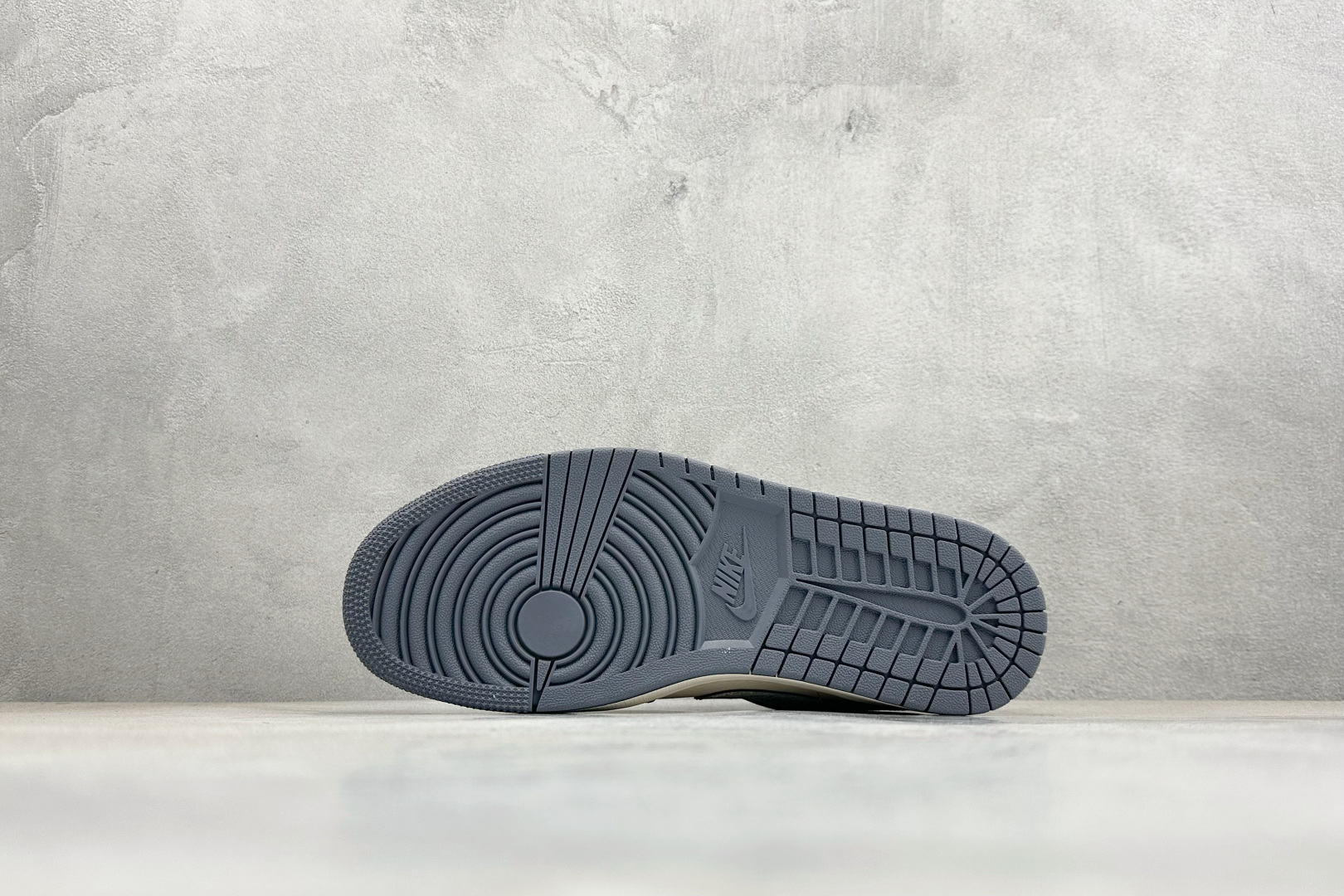 260 Air Jordan 1 Low AJ1 乔1 马年限定 高端定制 低帮复古篮球鞋 XT6998-136-Chinese UA Cheap High Quatity Brand Clothes Bags handbags Sneakers wholesale wholesaler seller from China Factory suppliers Fashion Clothing Shoes best Quality Beautiful Price 260 Air Jordan 1 Low AJ1 乔1 马年限定 高端定制 低帮复古篮球鞋 XT6998-136
