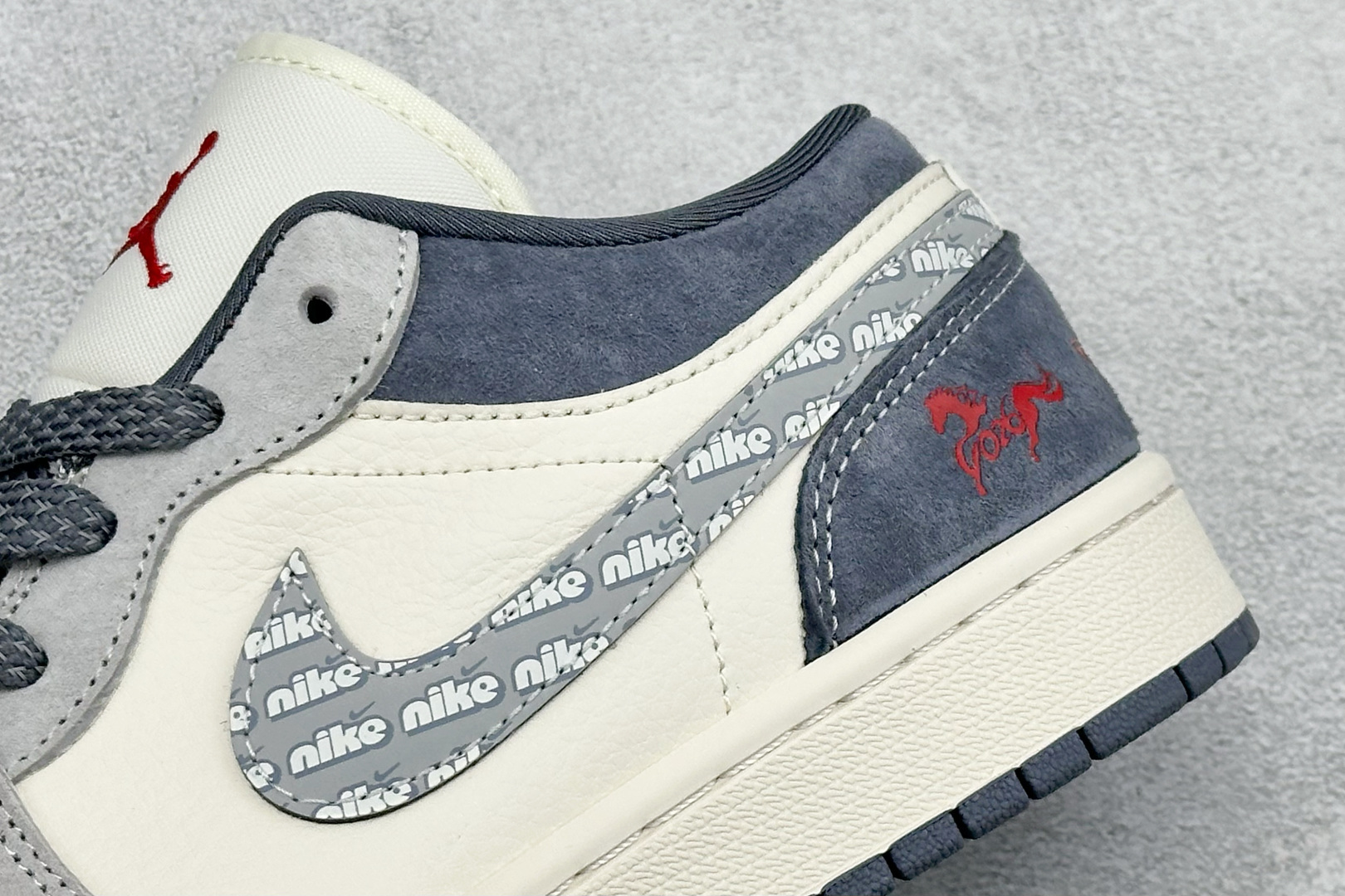 260 Air Jordan 1 Low AJ1 乔1 马年限定 高端定制 低帮复古篮球鞋 XT6998-136-Chinese UA Cheap High Quatity Brand Clothes Bags handbags Sneakers wholesale wholesaler seller from China Factory suppliers Fashion Clothing Shoes best Quality Beautiful Price 260 Air Jordan 1 Low AJ1 乔1 马年限定 高端定制 低帮复古篮球鞋 XT6998-136