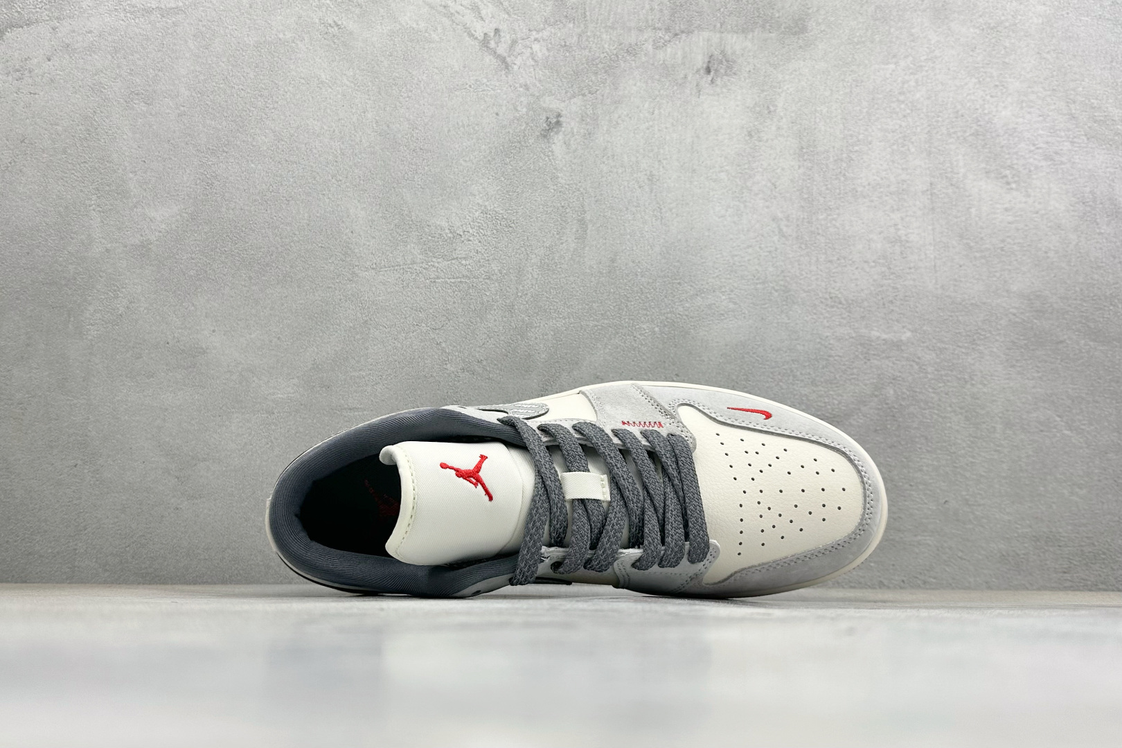 260 Air Jordan 1 Low AJ1 乔1 马年限定 高端定制 低帮复古篮球鞋 XT6998-136-Chinese UA Cheap High Quatity Brand Clothes Bags handbags Sneakers wholesale wholesaler seller from China Factory suppliers Fashion Clothing Shoes best Quality Beautiful Price 260 Air Jordan 1 Low AJ1 乔1 马年限定 高端定制 低帮复古篮球鞋 XT6998-136