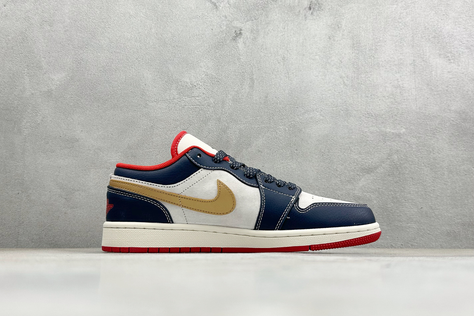 260 Air Jordan 1 Low AJ1 乔1 2026 马年限定 高端定制 低帮复古篮球鞋 XT6998-135-Chinese UA Cheap High Quatity Brand Clothes Bags handbags Sneakers wholesale wholesaler seller from China Factory suppliers Fashion Clothing Shoes best Quality Beautiful Price 260 Air Jordan 1 Low AJ1 乔1 2026 马年限定 高端定制 低帮复古篮球鞋 XT6998-135