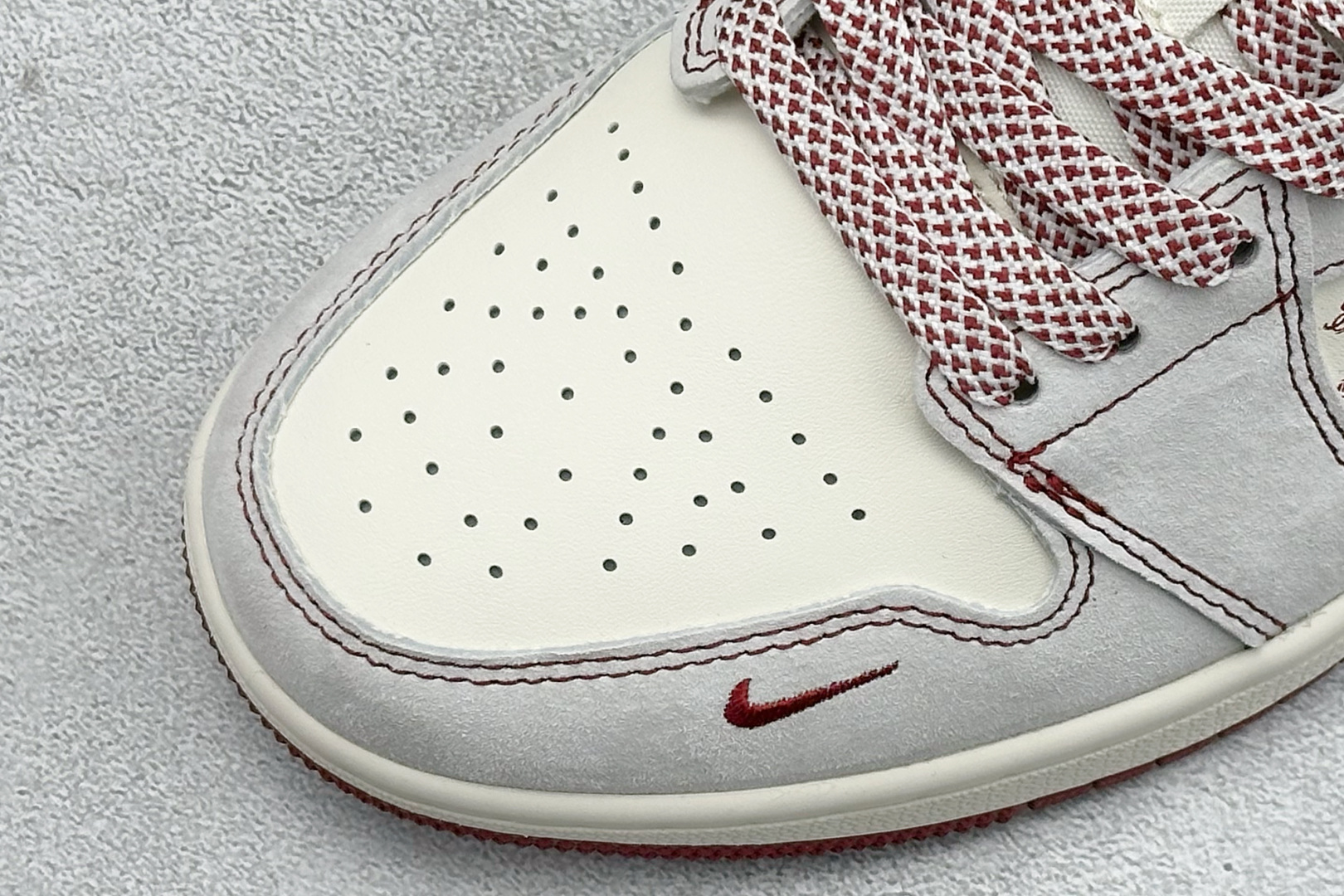 Air Jordan 1 Low AJ1 乔1 2026 马年限定 高端定制 低帮复古篮球鞋 JP2026-127-Top High Quatity Cheap Sneakers Fashion Clothing Clothes Bags handbags Shoes of all Brand wholesale With The best Quality And Beautiful Price from China Factory Chinese suppliers wholesaler seller Air Jordan 1 Low AJ1 乔1 2026 马年限定 高端定制 低帮复古篮球鞋 JP2026-127