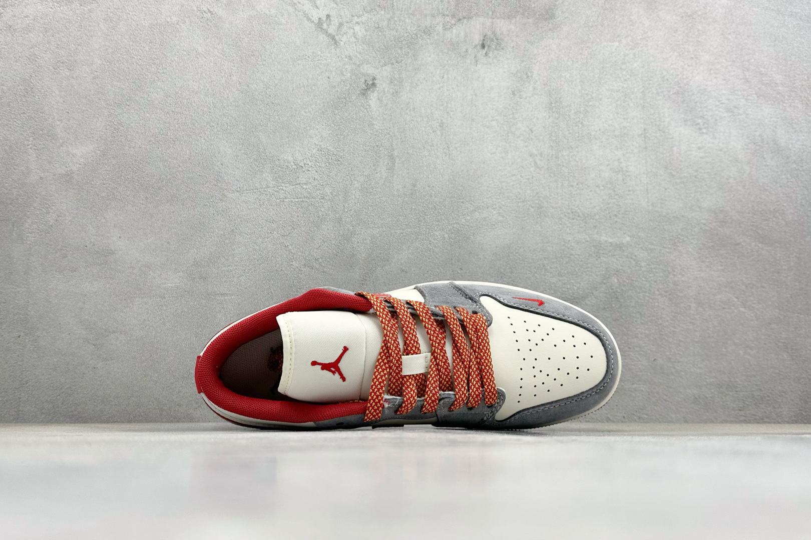 Air Jordan 1 Low AJ1 乔1 马年限定 高端定制 低帮复古篮球鞋 JP2026-130 Air Jordan 1 Low AJ1 乔1 马年限定 高端定制 低帮复古篮球鞋 JP2026-130