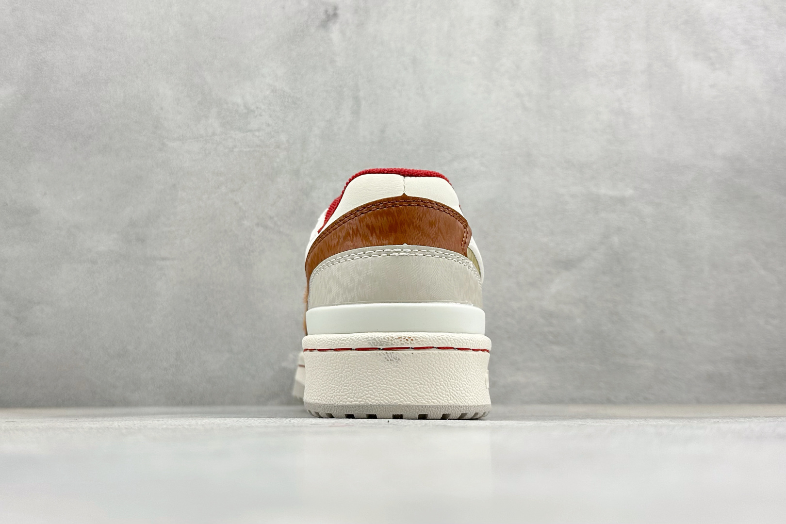 HX版马年限定Adidas Forum Low CL 阿迪达斯 三叶草 经典复古 低帮运动休闲鞋 KJ8751-Top High Quatity Cheap Sneakers Fashion Clothing Clothes Bags handbags Shoes of all Brand wholesale With The best Quality And Beautiful Price from China Factory Chinese suppliers wholesaler seller HX版马年限定Adidas Forum Low CL 阿迪达斯 三叶草 经典复古 低帮运动休闲鞋 KJ8751