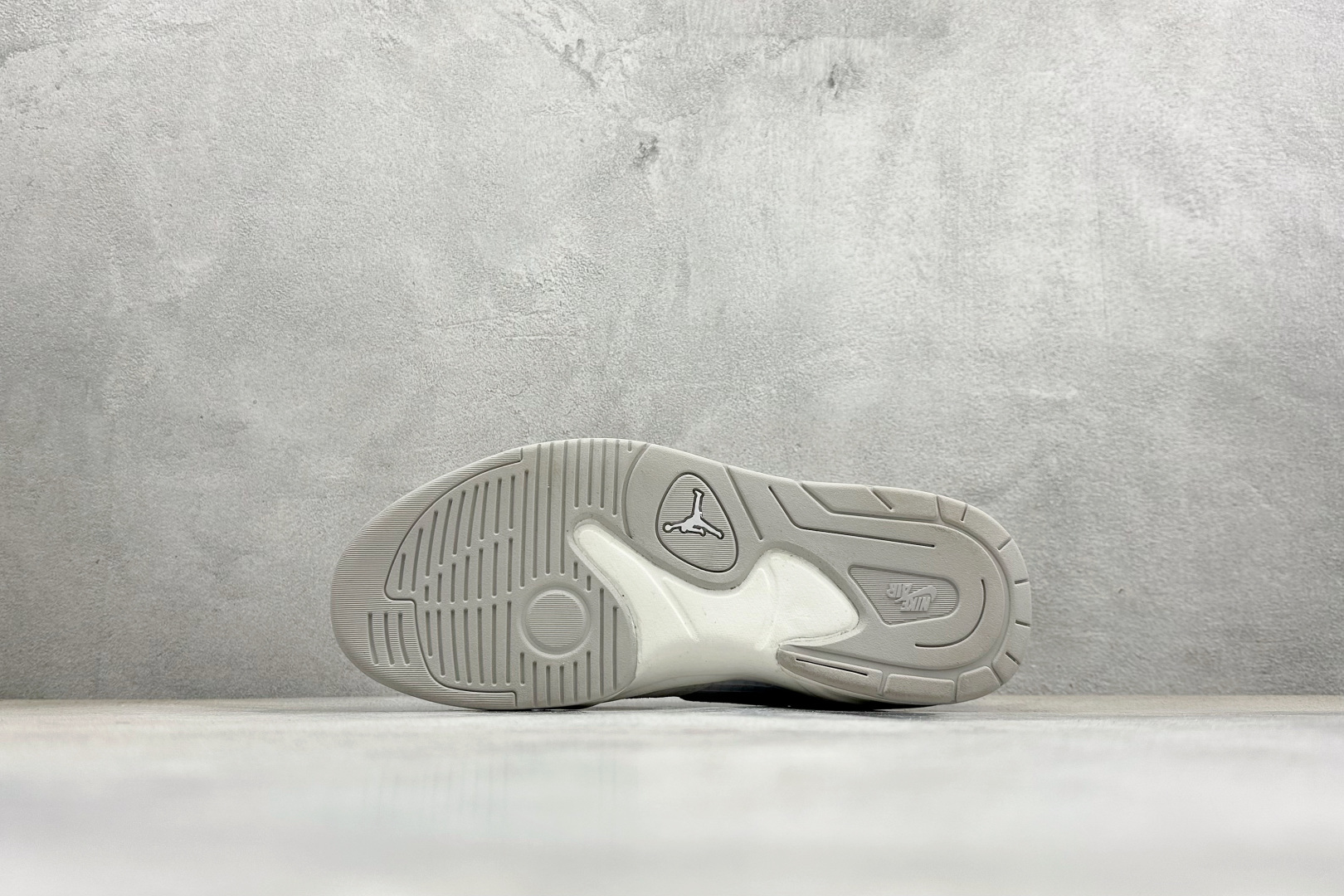 K版Nike Jordan Stadium 90 低帮复古运动篮球鞋 DX4397-100