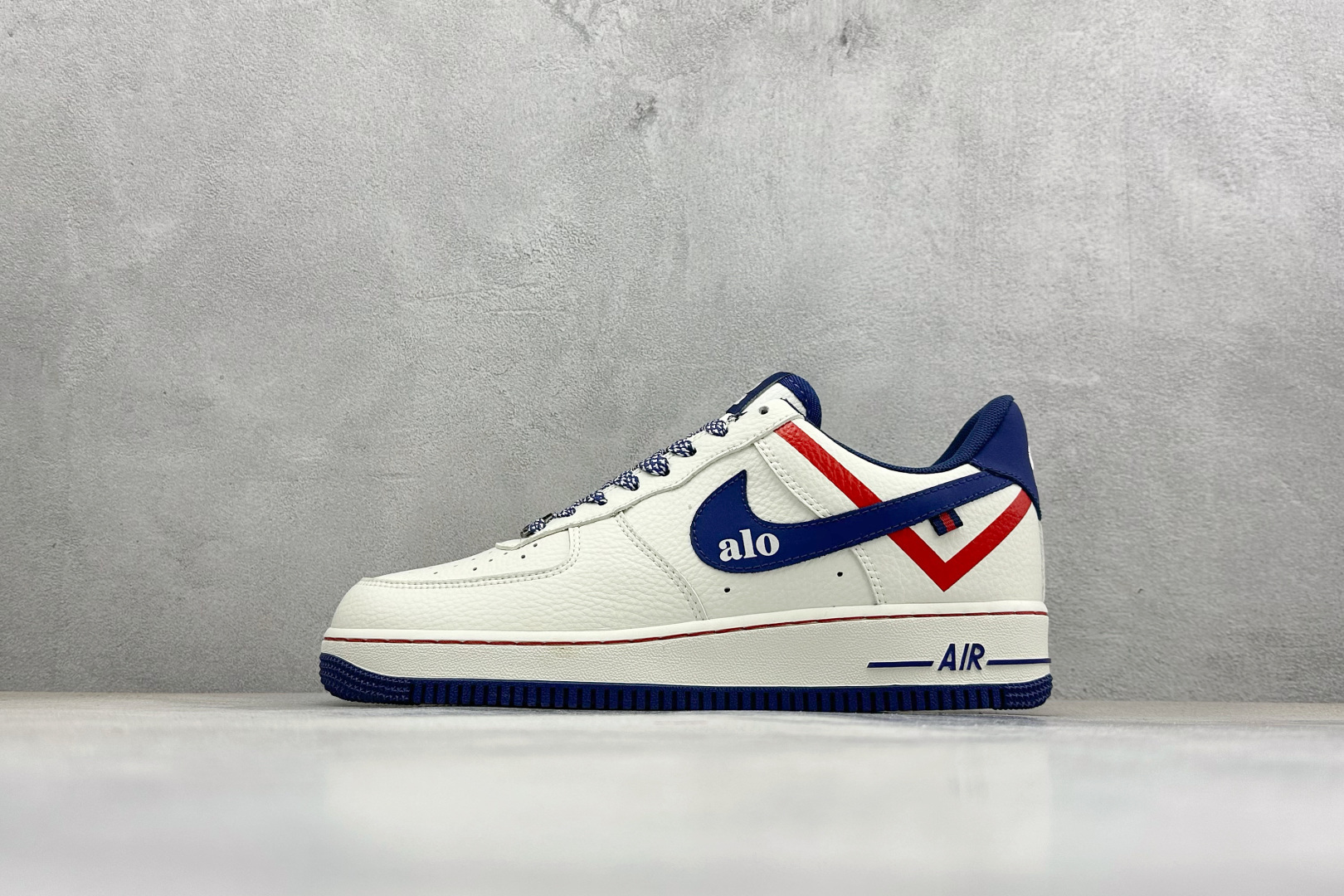 SC版NIke Air Force 1 ’07 Low “alo联名–奶白红蓝” 空军一号低帮 XY9025-011