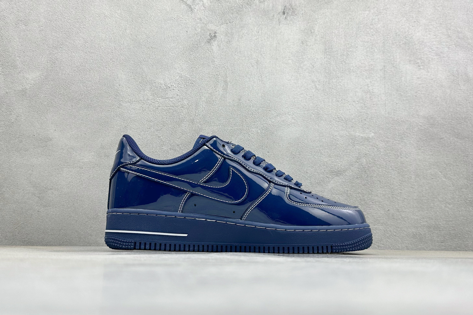 SC版NIke Air Force 1 '07 Low “LV联名--琉璃幽蓝” 空军一号低帮 运动鞋 NH0601-524 SC版NIke Air Force 1 '07 Low “LV联名--琉璃幽蓝” 空军一号低帮 运动鞋 NH0601-524