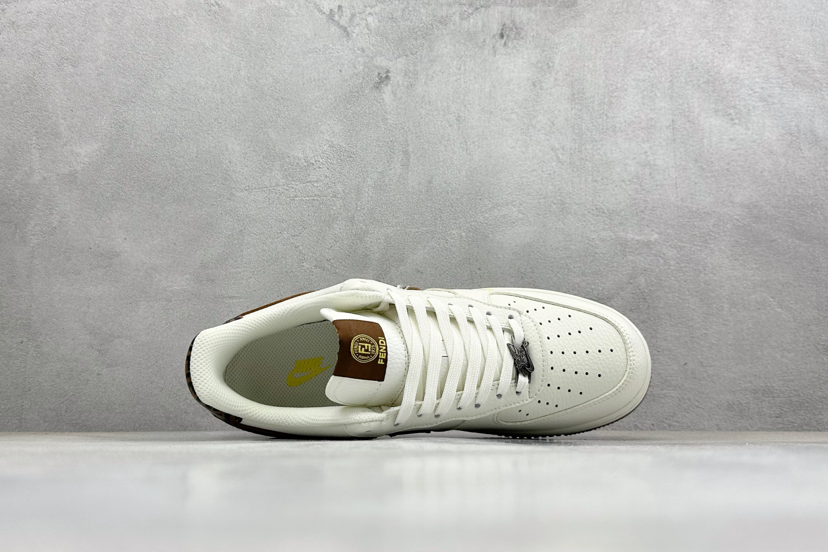 SC版NIke Air Force 1 '07 Low “芬迪联名--米棕老花” 空军一号低帮 运动鞋 XY9025-019-Top High Quatity Cheap Sneakers Fashion Clothing Clothes Bags handbags Shoes of all Brand wholesale With The best Quality And Beautiful Price from China Factory Chinese suppliers wholesaler seller SC版NIke Air Force 1 '07 Low “芬迪联名--米棕老花” 空军一号低帮 运动鞋 XY9025-019