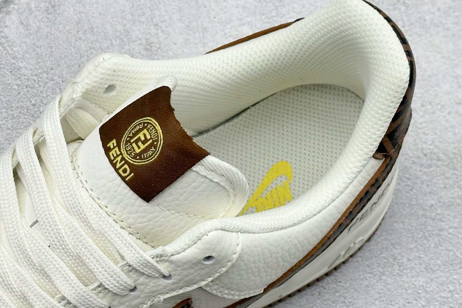 SC版NIke Air Force 1 '07 Low “芬迪联名--米棕老花” 空军一号低帮 运动鞋 XY9025-019-Top High Quatity Cheap Sneakers Fashion Clothing Clothes Bags handbags Shoes of all Brand wholesale With The best Quality And Beautiful Price from China Factory Chinese suppliers wholesaler seller SC版NIke Air Force 1 '07 Low “芬迪联名--米棕老花” 空军一号低帮 运动鞋 XY9025-019