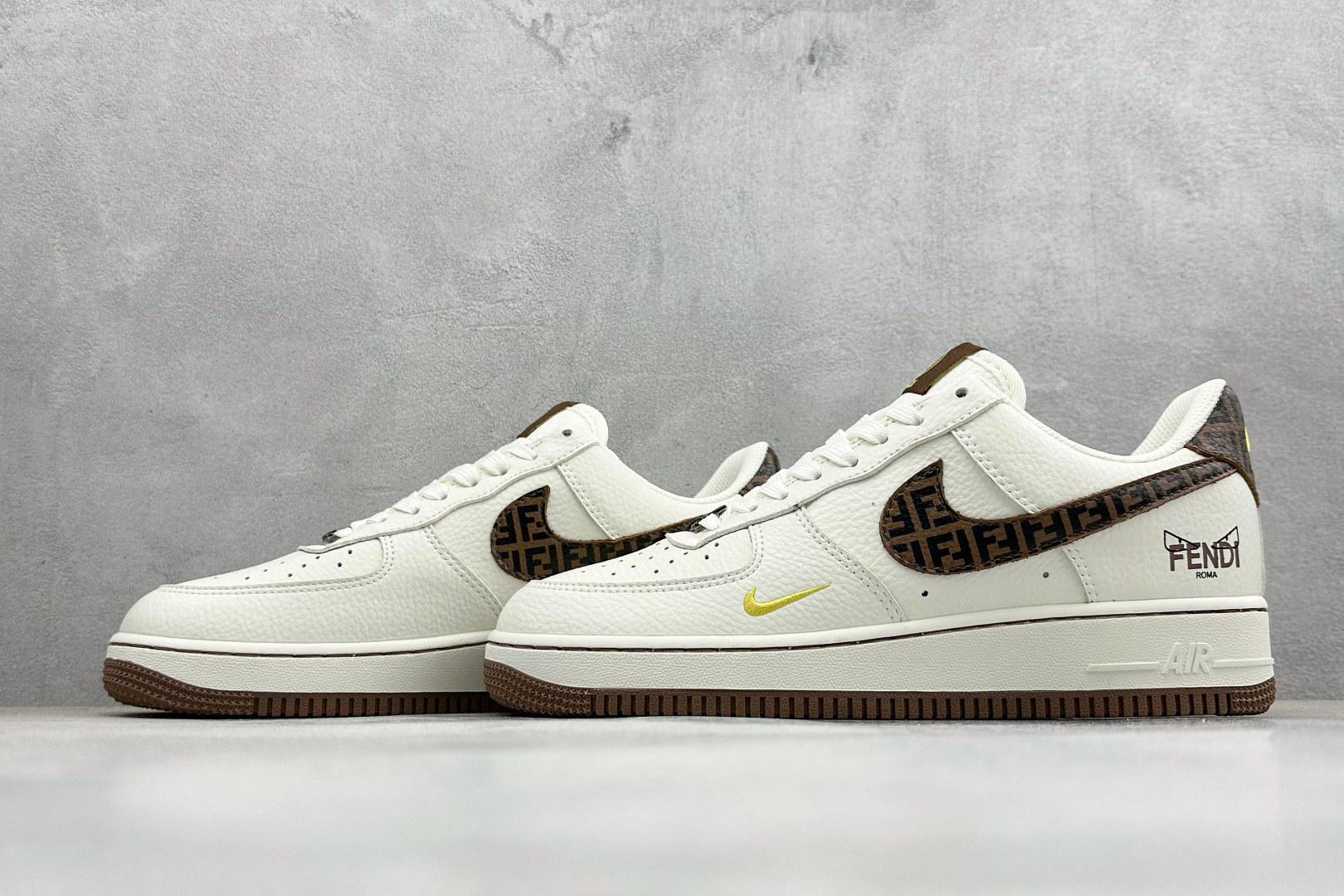 SC版NIke Air Force 1 '07 Low “芬迪联名--米棕老花” 空军一号低帮 运动鞋 XY9025-019-Top High Quatity Cheap Sneakers Fashion Clothing Clothes Bags handbags Shoes of all Brand wholesale With The best Quality And Beautiful Price from China Factory Chinese suppliers wholesaler seller SC版NIke Air Force 1 '07 Low “芬迪联名--米棕老花” 空军一号低帮 运动鞋 XY9025-019