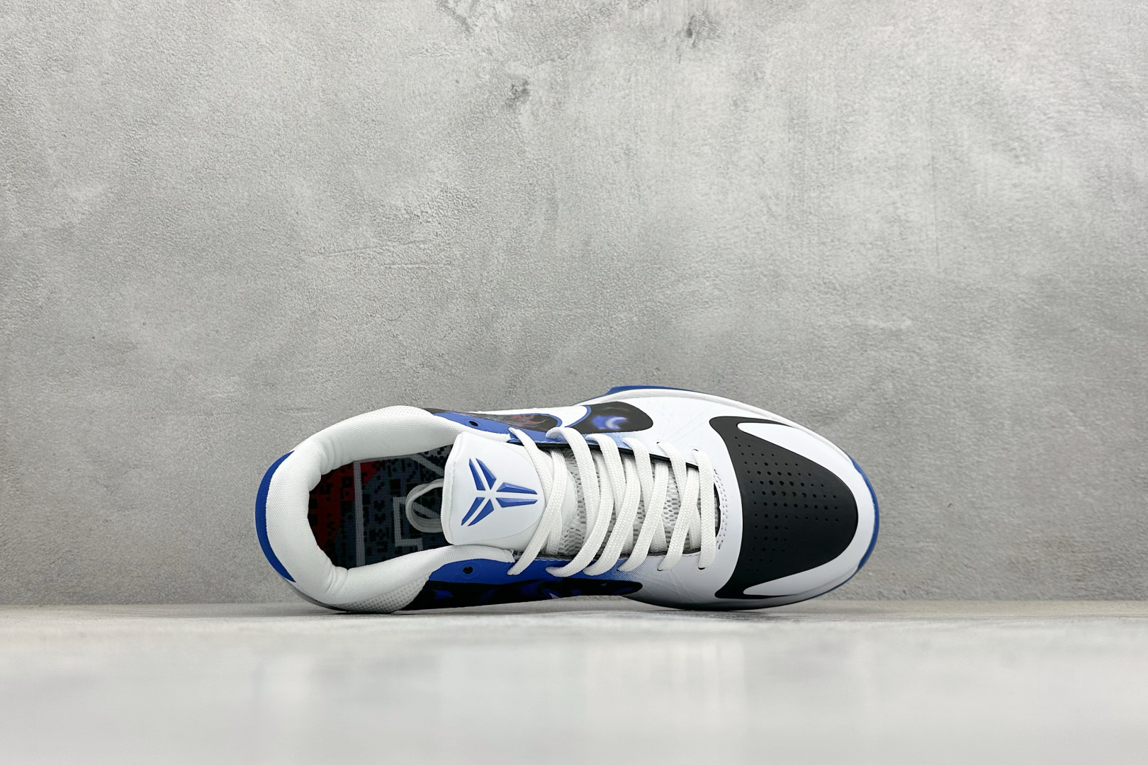 Nike Zoom KOBE 5代 PROTRO CHBL 马年限定实战篮球鞋 CD4991-871 Nike Zoom KOBE 5代 PROTRO CHBL 马年限定实战篮球鞋 CD4991-871