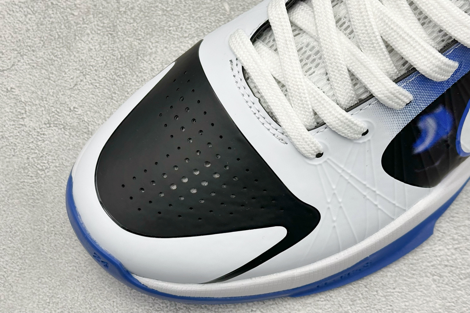 Nike Zoom KOBE 5代 PROTRO CHBL 马年限定实战篮球鞋 CD4991-871 Nike Zoom KOBE 5代 PROTRO CHBL 马年限定实战篮球鞋 CD4991-871