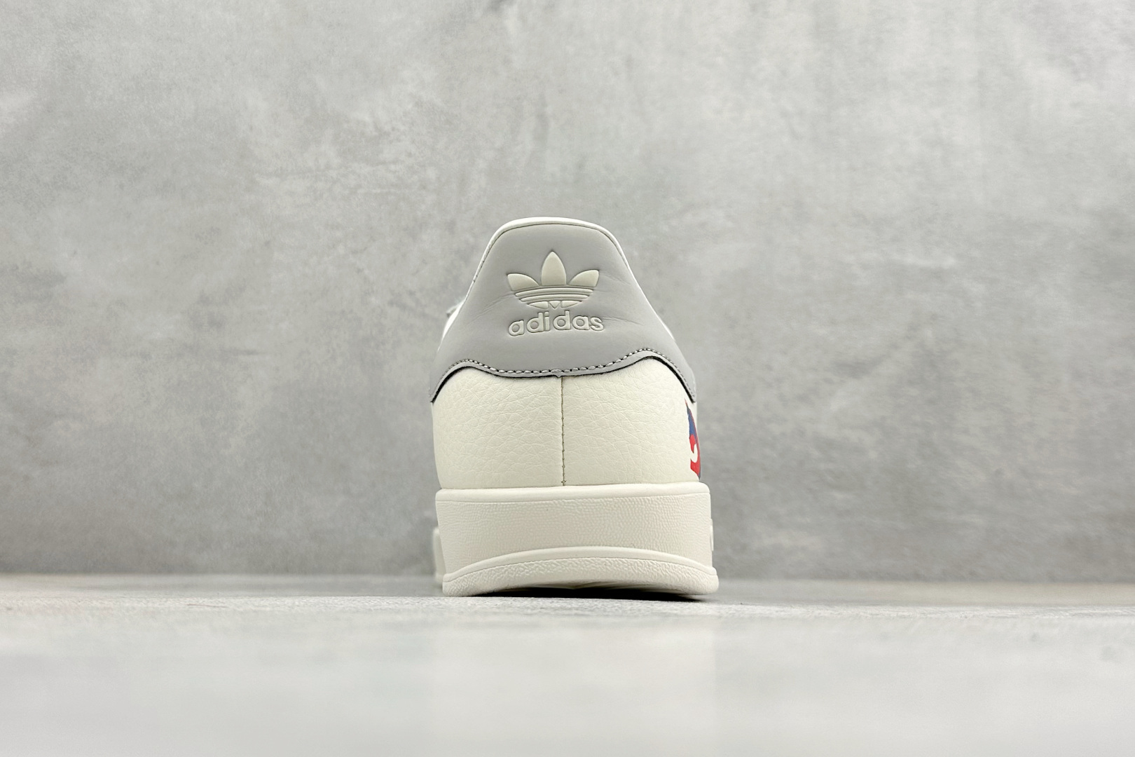 马年新款海外定制限量发售 Adidas Originals GAZELLE INDOOR “马年联名限定” JJ2603-Top High Quatity Cheap Sneakers Fashion Clothing Clothes Bags handbags Shoes of all Brand wholesale With The best Quality And Beautiful Price from China Factory Chinese suppliers wholesaler seller 马年新款海外定制限量发售 Adidas Originals GAZELLE INDOOR “马年联名限定” JJ2603