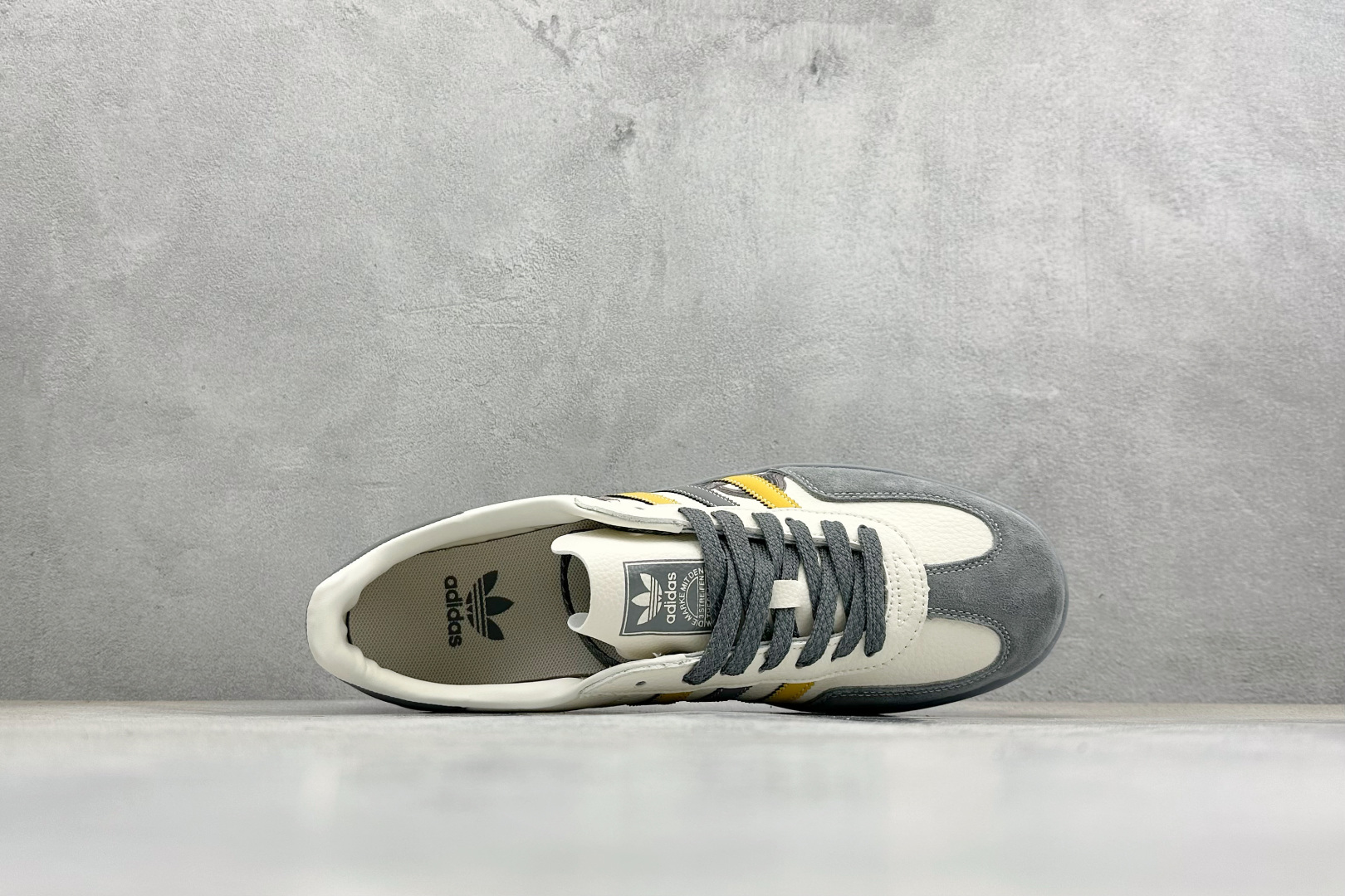 马年新款海外定制限量发售 Adidas Originals GAZELLE INDOOR “马年联名限定” JJ2605-Top High Quatity Cheap Sneakers Fashion Clothing Clothes Bags handbags Shoes of all Brand wholesale With The best Quality And Beautiful Price from China Factory Chinese suppliers wholesaler seller 马年新款海外定制限量发售 Adidas Originals GAZELLE INDOOR “马年联名限定” JJ2605