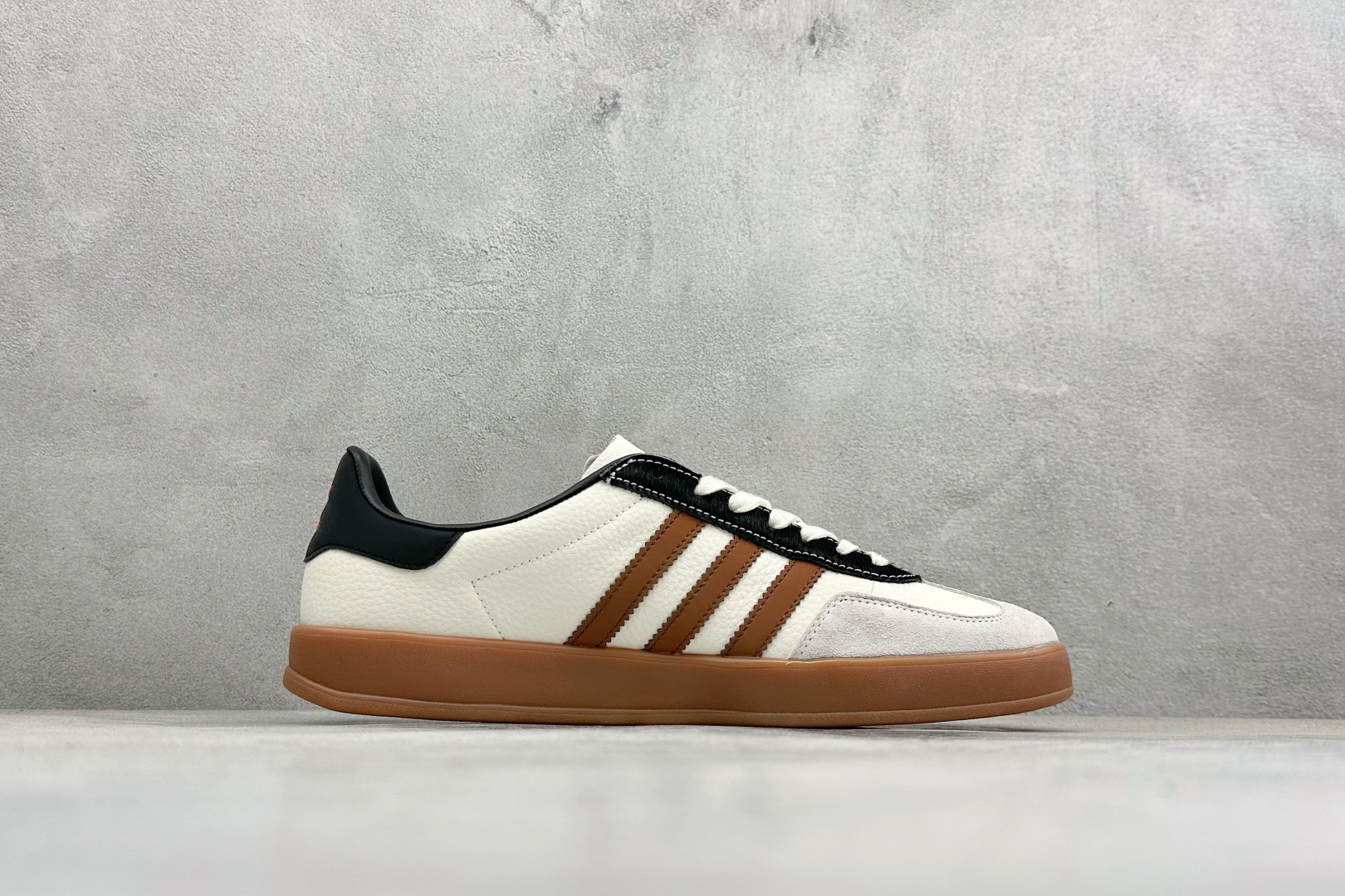 马年新款海外定制限量发售 Adidas Originals GAZELLE INDOOR “马年联名限定” LX0904-Top High Quatity Cheap Sneakers Fashion Clothing Clothes Bags handbags Shoes of all Brand wholesale With The best Quality And Beautiful Price from China Factory Chinese suppliers wholesaler seller 马年新款海外定制限量发售 Adidas Originals GAZELLE INDOOR “马年联名限定” LX0904