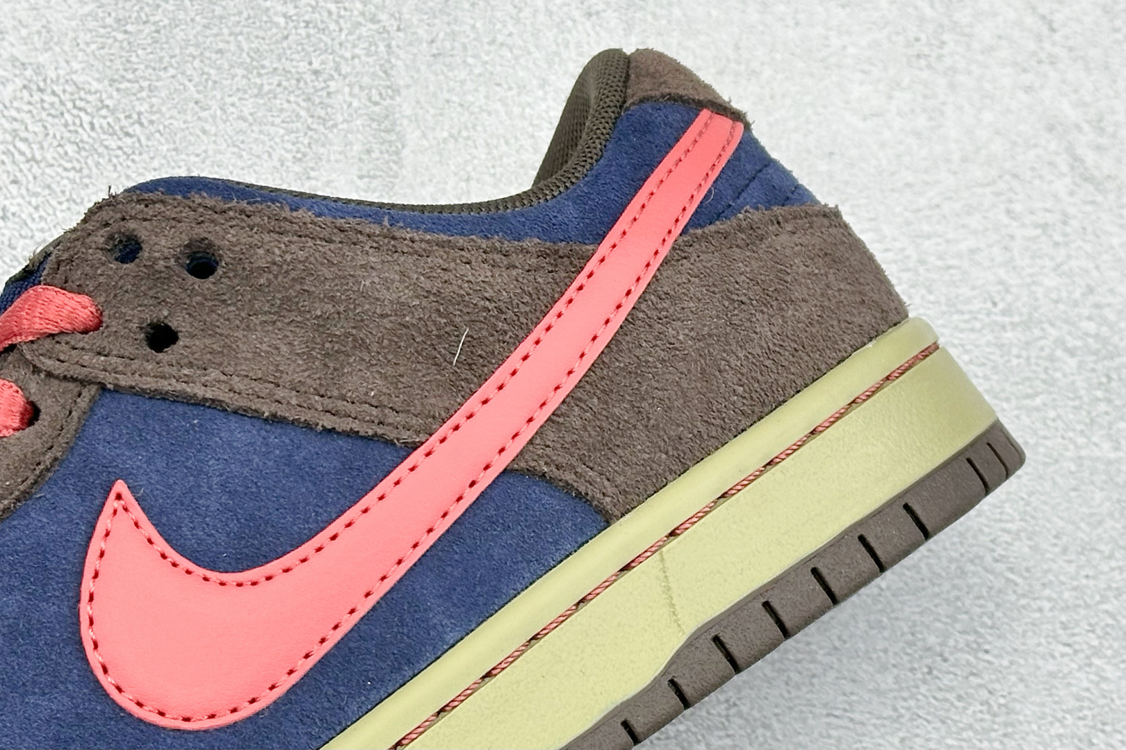 Nike SB Dunk Low ”Baroque Brown Adobe” 复古美拉风 低帮休闲板鞋 HQ1625-200