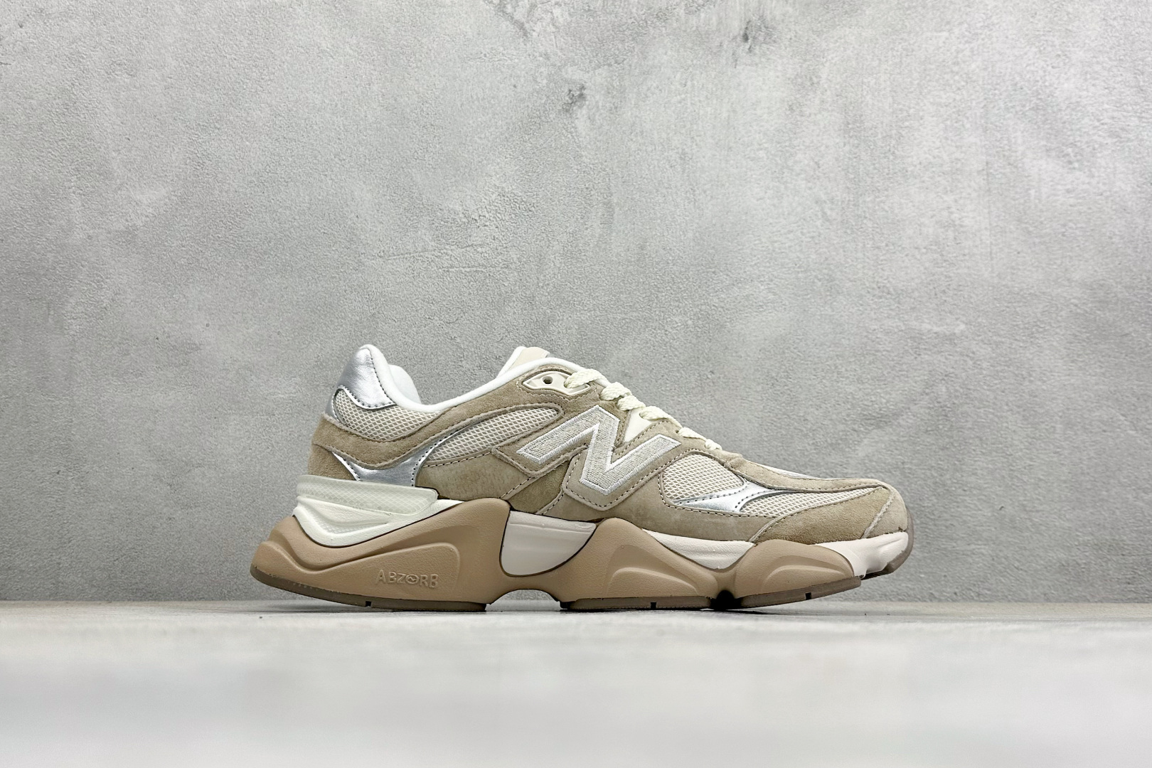 New Balance NB9060系列 复古休闲运动慢跑鞋 U9060ERM New Balance NB9060系列 复古休闲运动慢跑鞋 U9060ERM