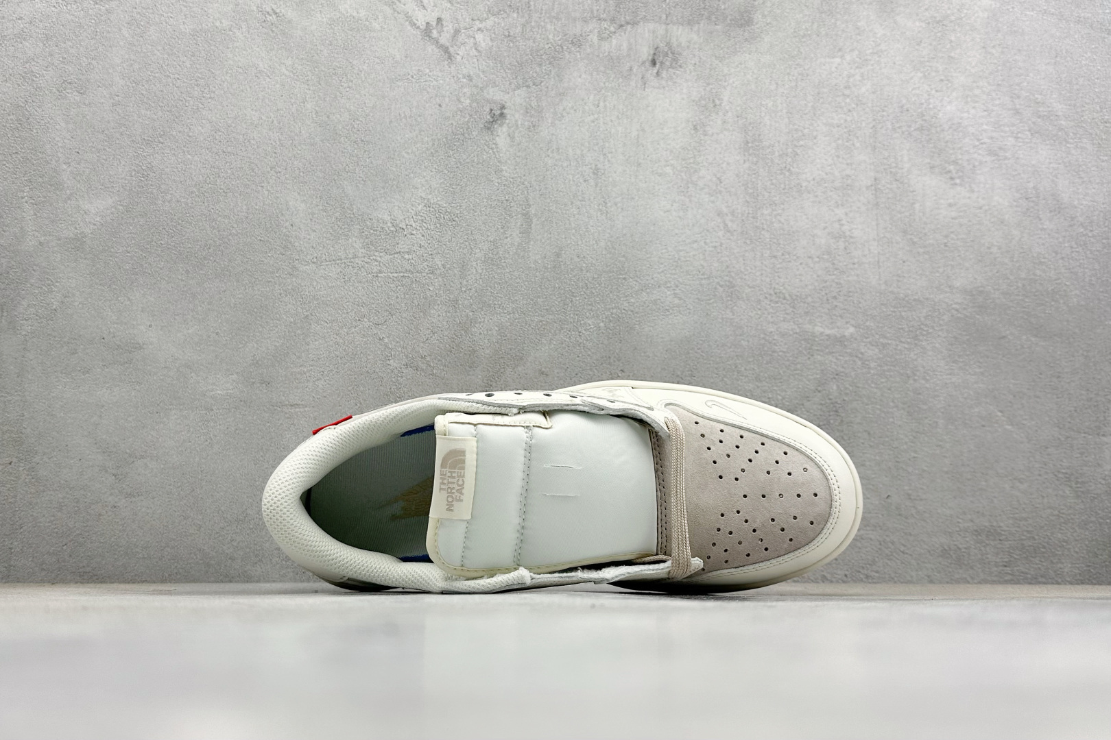 Air Jordan 1 Low AJ1 乔1 马年限定 高端定制 低帮复古篮球鞋 DM7866-130 Air Jordan 1 Low AJ1 乔1 马年限定 高端定制 低帮复古篮球鞋 DM7866-130