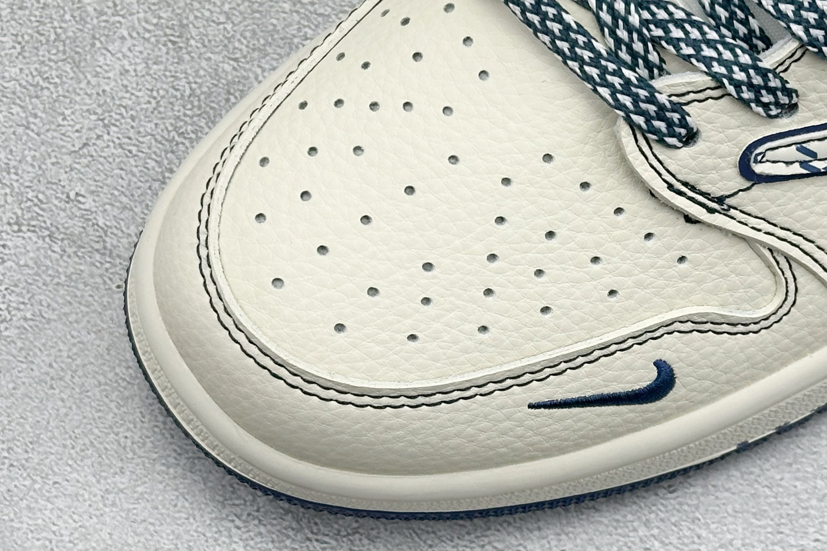 Air Jordan 1 Low AJ1 乔1 Dior联名 高端定制 低帮复古篮球鞋 LD2028-072-Top High Quatity Cheap Sneakers Fashion Clothing Clothes Bags handbags Shoes of all Brand wholesale With The best Quality And Beautiful Price from China Factory Chinese suppliers wholesaler seller Air Jordan 1 Low AJ1 乔1 Dior联名 高端定制 低帮复古篮球鞋 LD2028-072