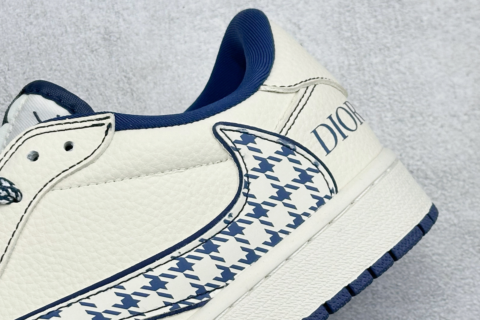 Air Jordan 1 Low AJ1 乔1 Dior联名 高端定制 低帮复古篮球鞋 LD2028-072-Top High Quatity Cheap Sneakers Fashion Clothing Clothes Bags handbags Shoes of all Brand wholesale With The best Quality And Beautiful Price from China Factory Chinese suppliers wholesaler seller Air Jordan 1 Low AJ1 乔1 Dior联名 高端定制 低帮复古篮球鞋 LD2028-072