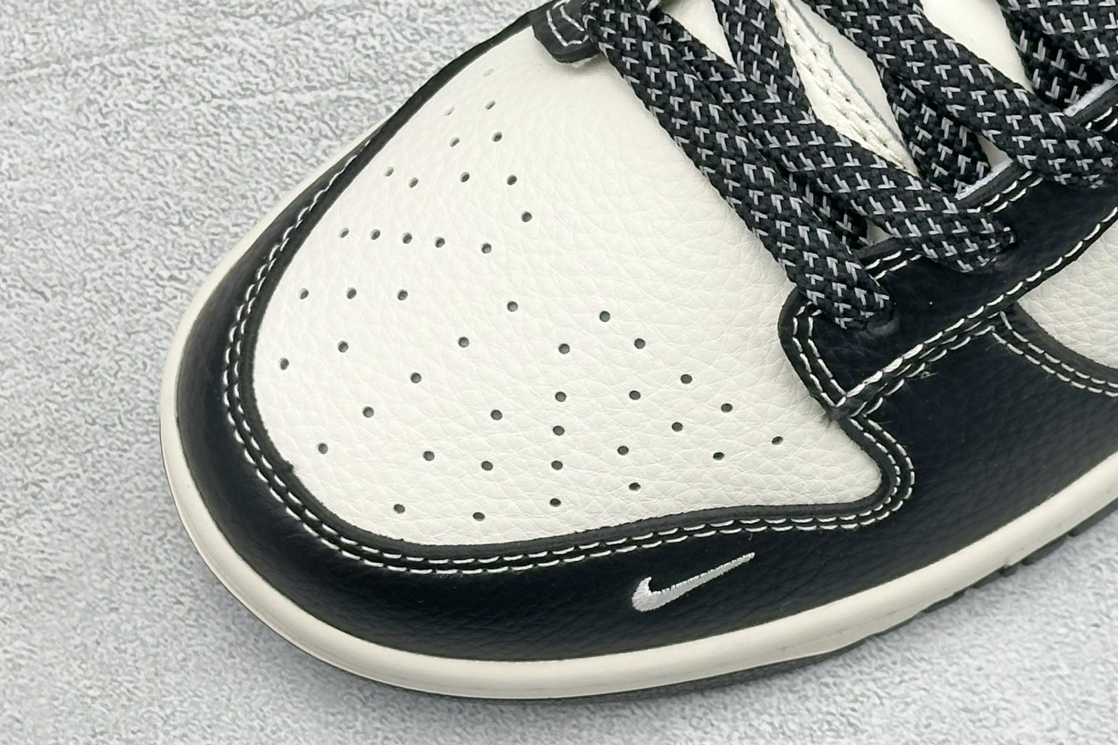 260 Nike Dunk Low Retro 斯图西联名 周年高端定制 低帮休闲板鞋 XX3168-181