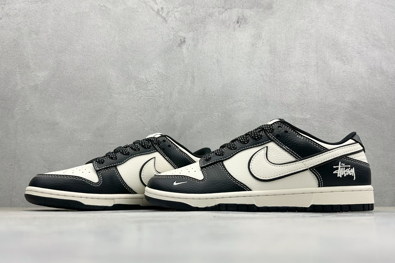 260 Nike Dunk Low Retro 斯图西联名 周年高端定制 低帮休闲板鞋 XX3168-181