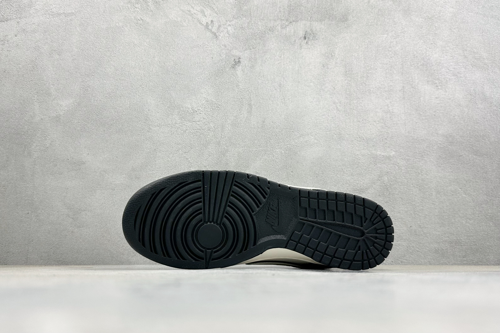 260 Nike Dunk Low Retro 斯图西联名 周年高端定制 低帮休闲板鞋 XX3168-181