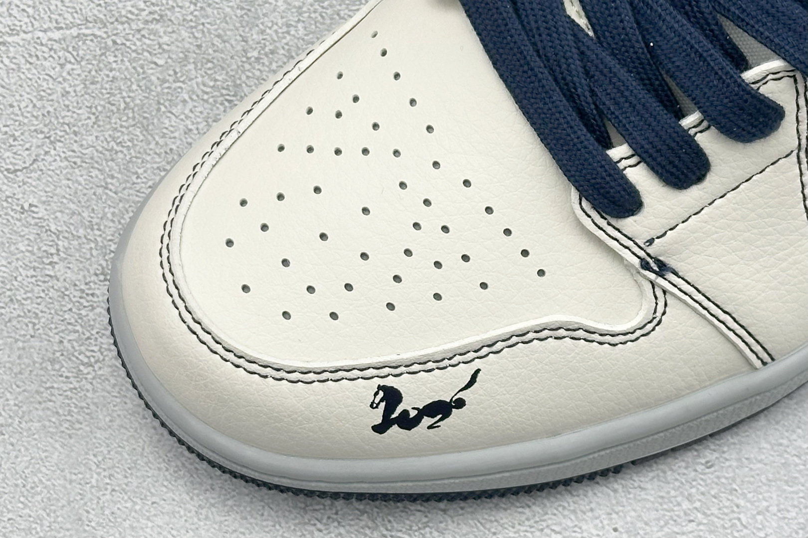 Air Jordan 1 Low AJ1 乔1 马年限定 高端定制 低帮复古篮球鞋 ZH2598-501