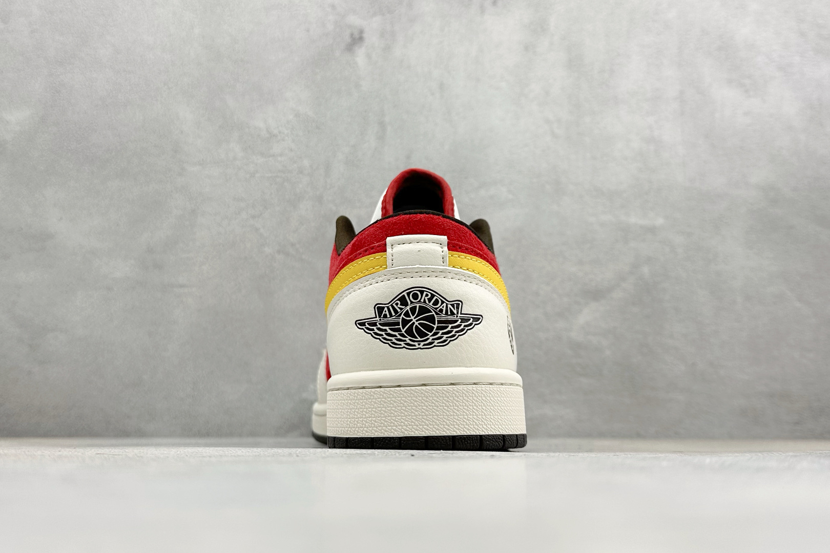 Air Jordan 1 Low AJ1 乔1 马年限定 高端定制 低帮复古篮球鞋 JP2026-165-Top High Quatity Cheap Sneakers Fashion Clothing Clothes Bags handbags Shoes of all Brand wholesale With The best Quality And Beautiful Price from China Factory Chinese suppliers wholesaler seller Air Jordan 1 Low AJ1 乔1 马年限定 高端定制 低帮复古篮球鞋 JP2026-165
