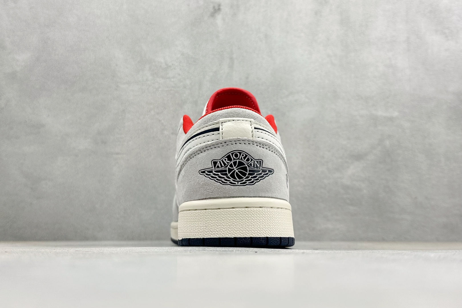 260 Air Jordan 1 Low AJ1 乔1 马年限定 高端定制 低帮复古篮球鞋 JY6988-136-Chinese UA Cheap High Quatity Brand Clothes Bags handbags Sneakers wholesale wholesaler seller from China Factory suppliers Fashion Clothing Shoes best Quality Beautiful Price 260 Air Jordan 1 Low AJ1 乔1 马年限定 高端定制 低帮复古篮球鞋 JY6988-136