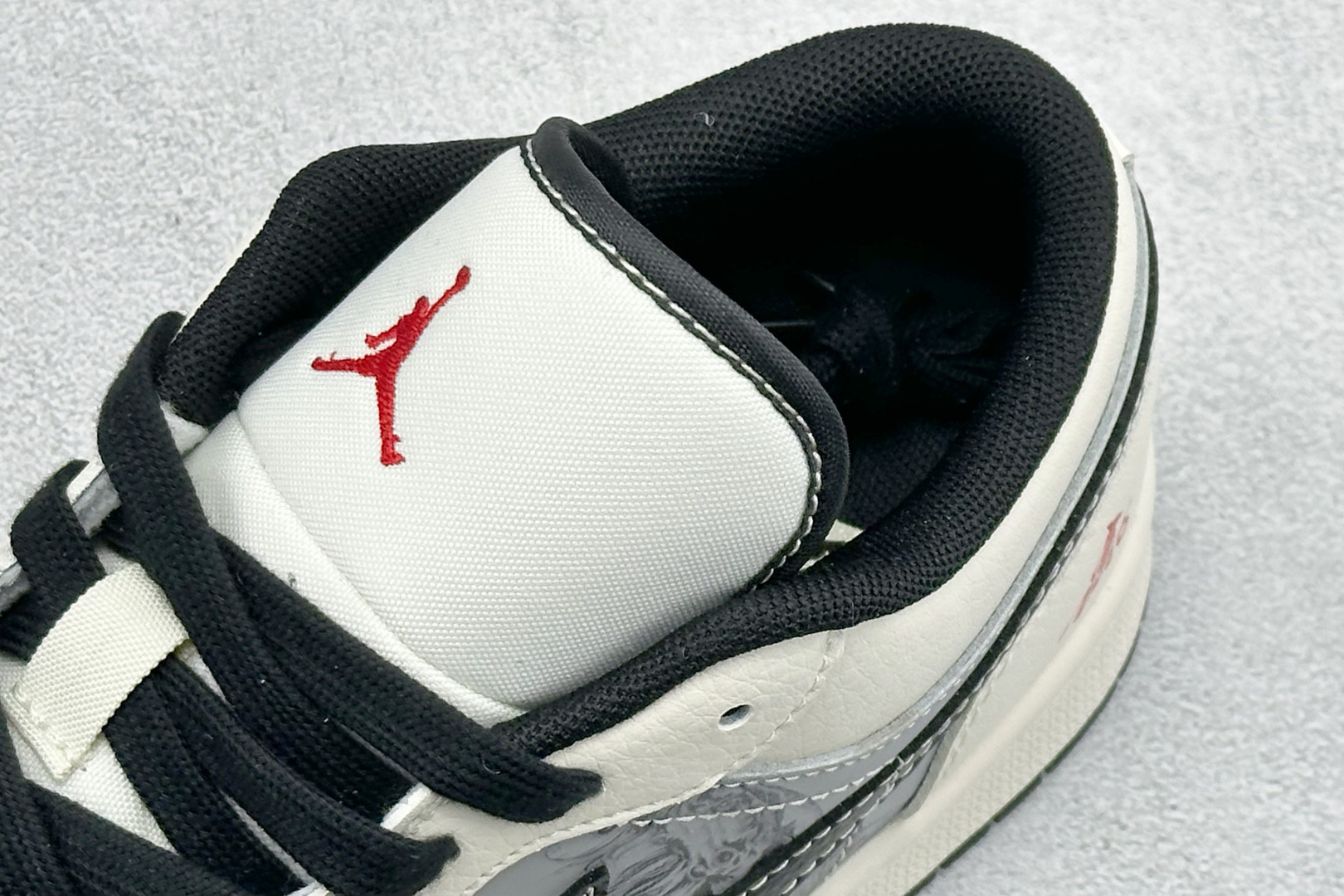 Air Jordan 1 Low AJ1 乔1 2026 马年限定 高端定制 低帮复古篮球鞋 FF9989-034-Top High Quatity Cheap Sneakers Fashion Clothing Clothes Bags handbags Shoes of all Brand wholesale With The best Quality And Beautiful Price from China Factory Chinese suppliers wholesaler seller Air Jordan 1 Low AJ1 乔1 2026 马年限定 高端定制 低帮复古篮球鞋 FF9989-034