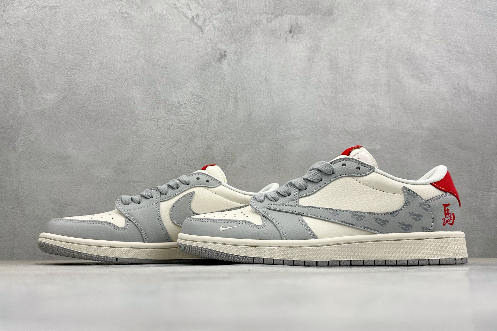 Air Jordan 1 Low AJ1 乔1 马年限定 高端定制 低帮倒钩复古篮球鞋 XT6998-162